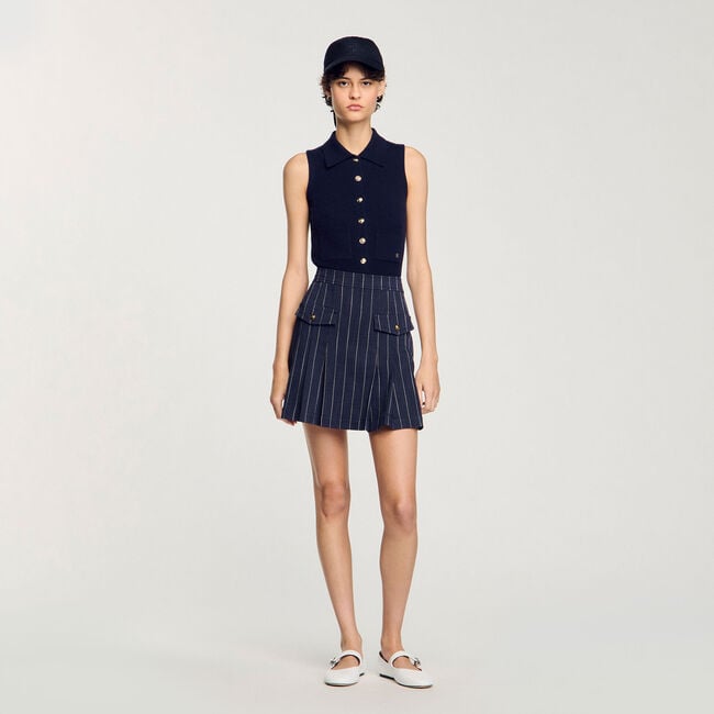 Short striped pleated skirt