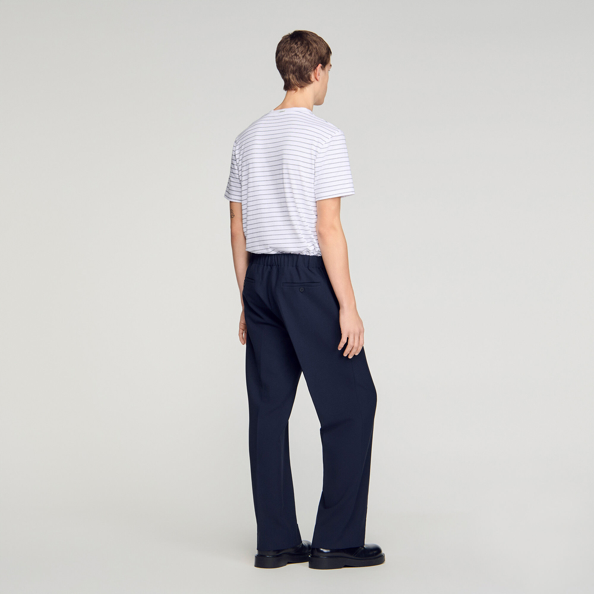 Wide-leg trousers