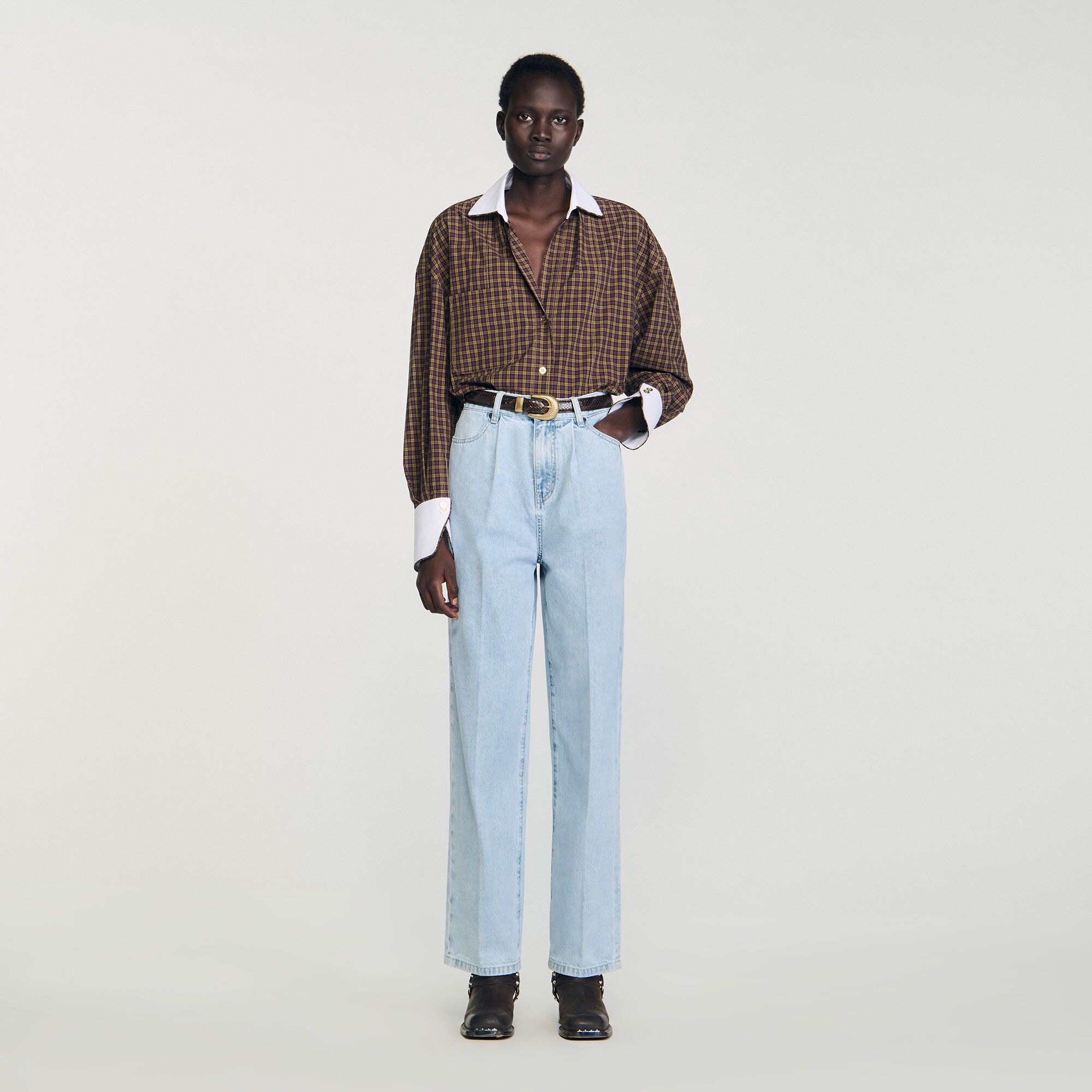 Straight-leg jeans