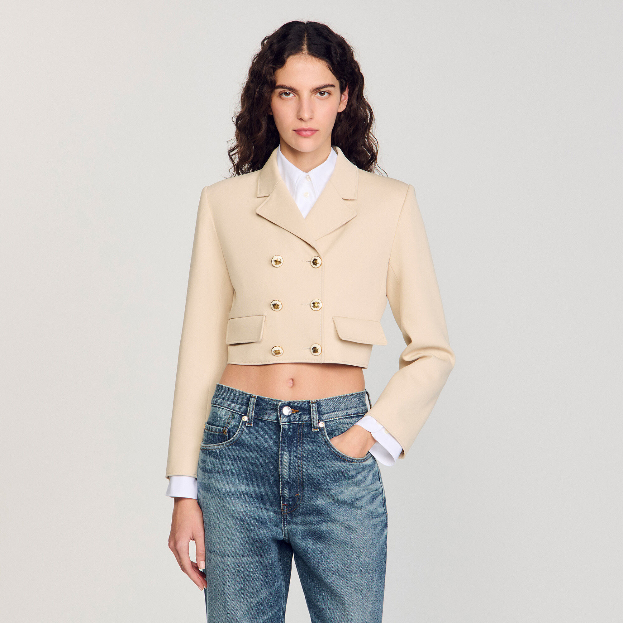 Cropped buttoned jacket