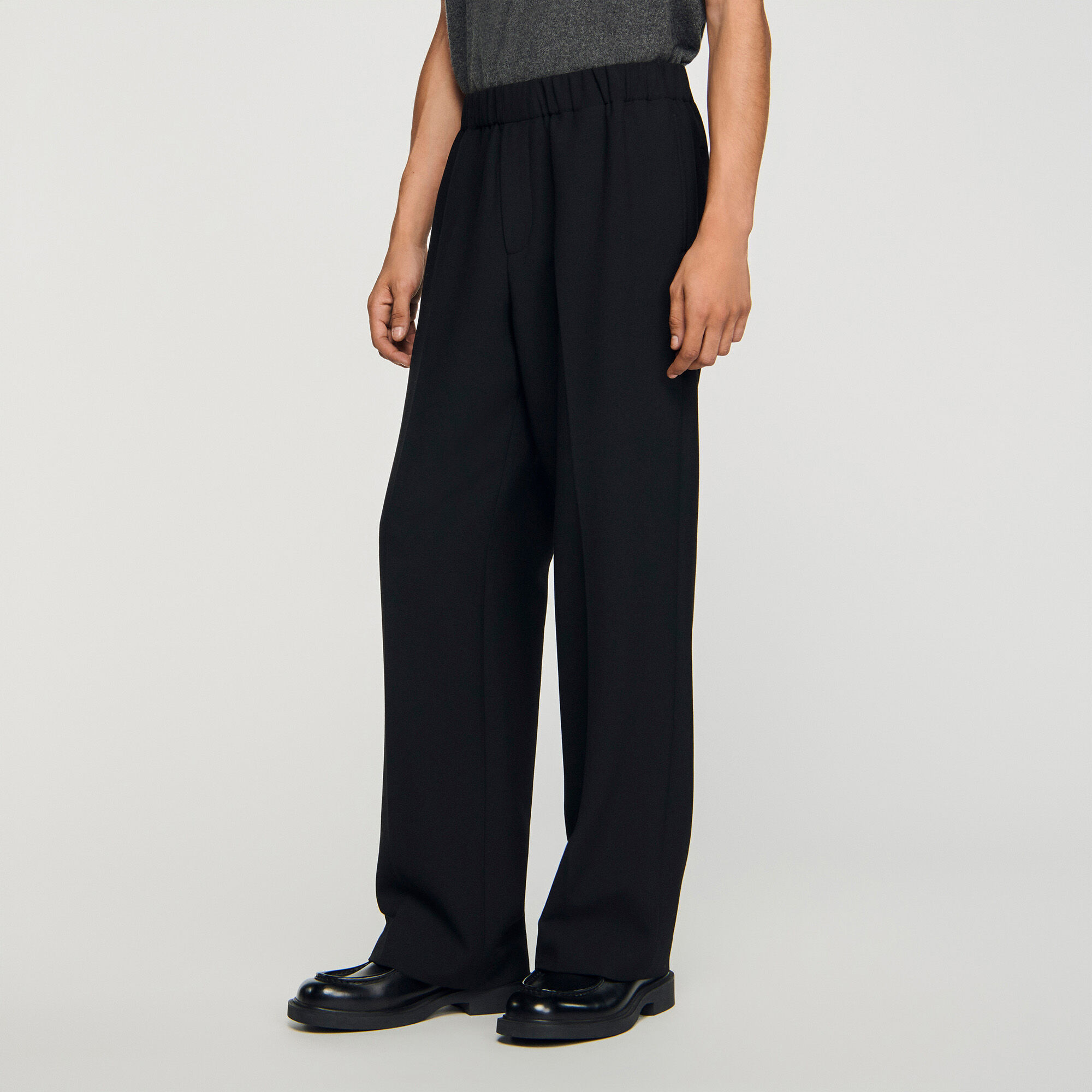 Wide-leg trousers