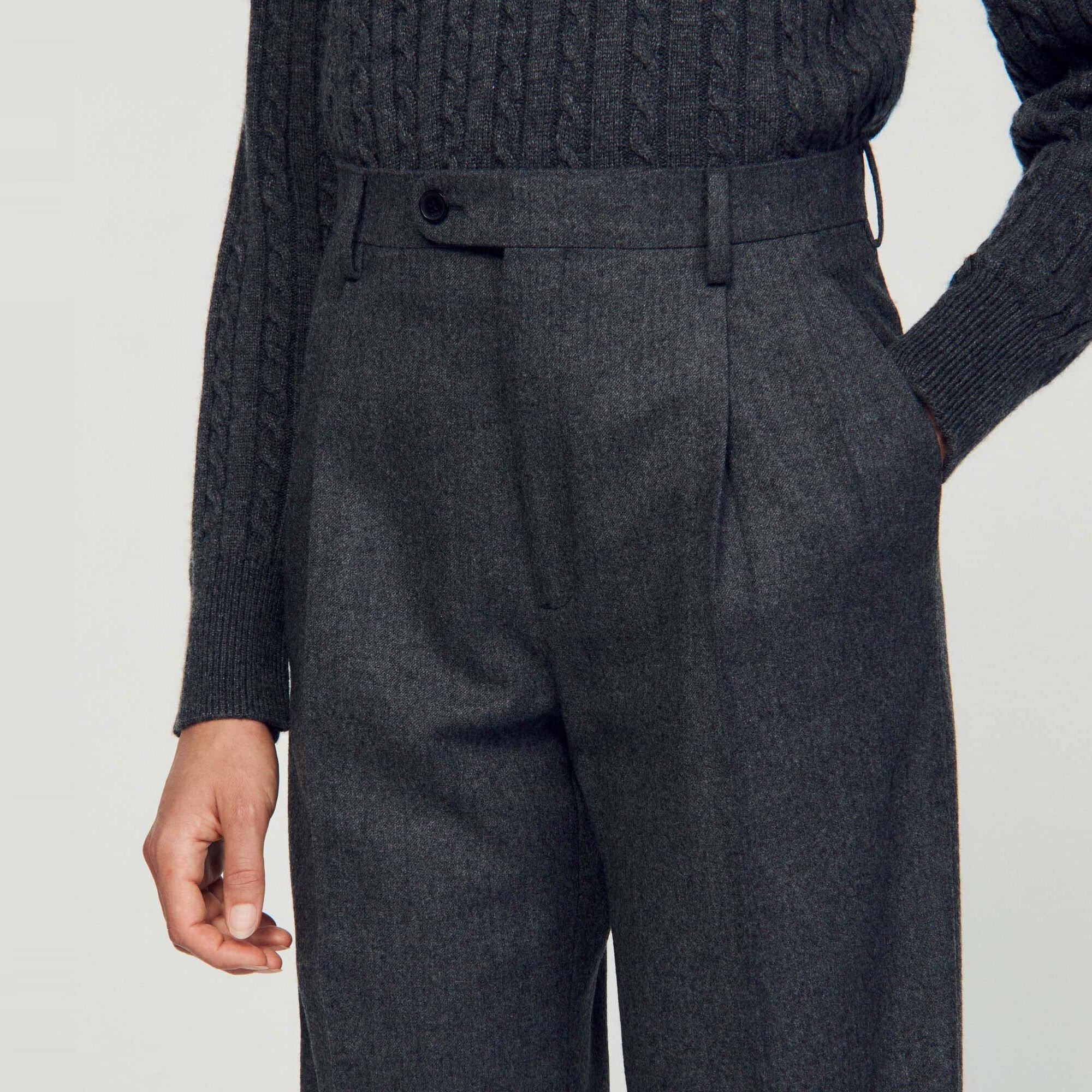 Straight-leg trousers