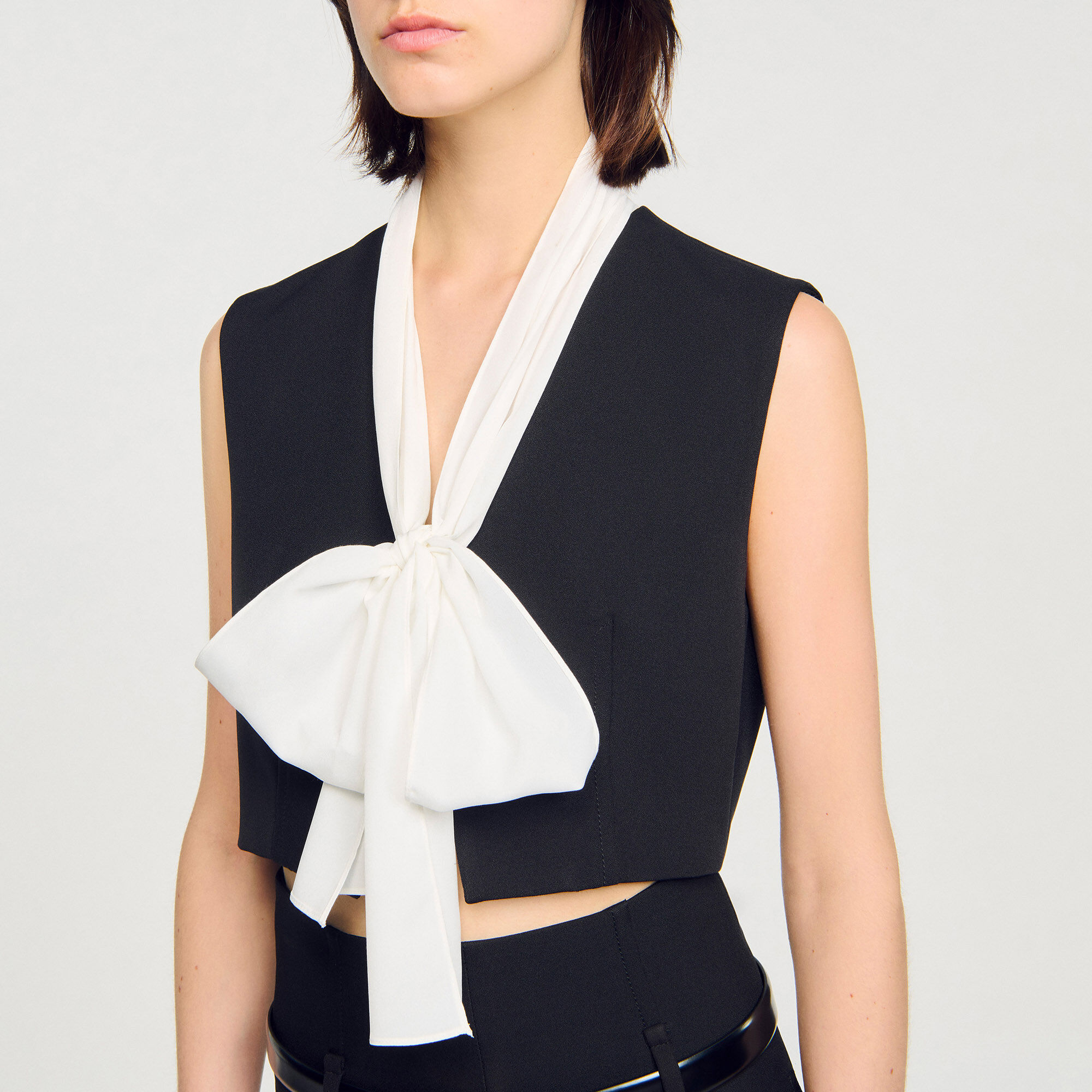 Bow neck crop top