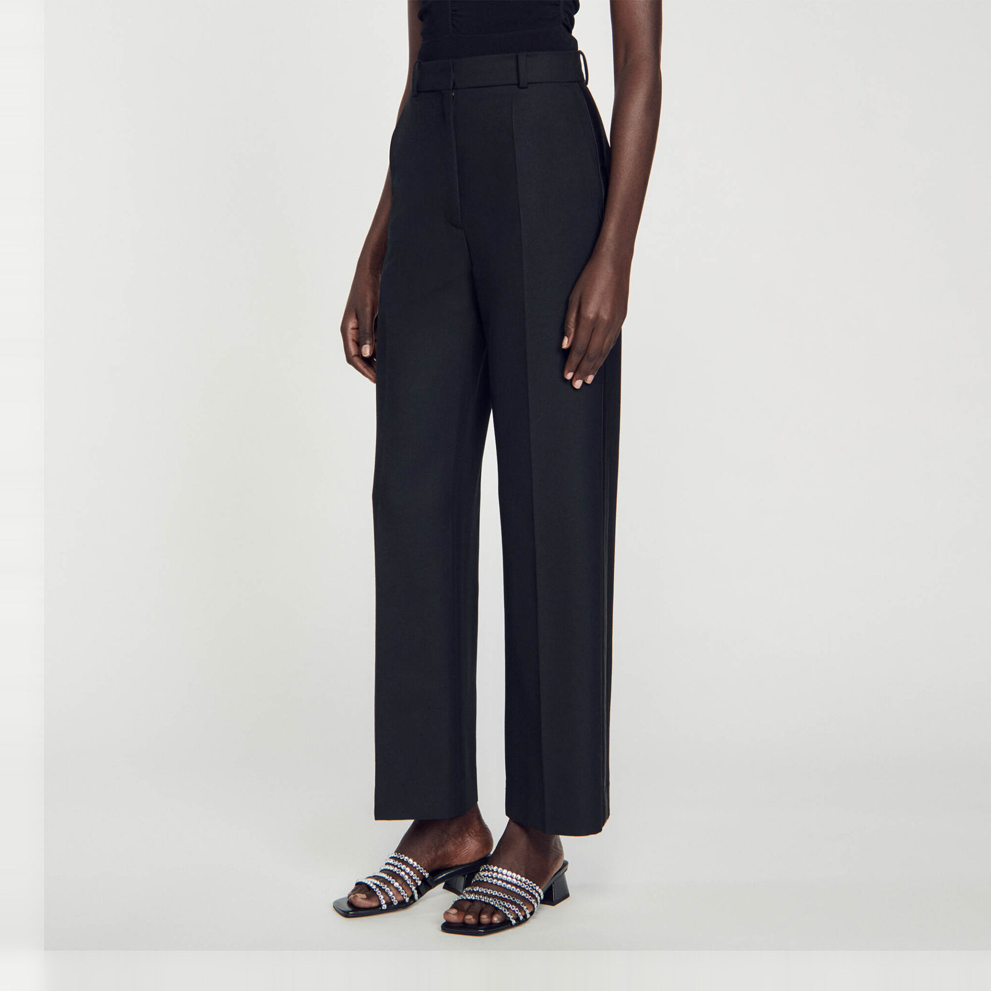 Straight-leg trousers