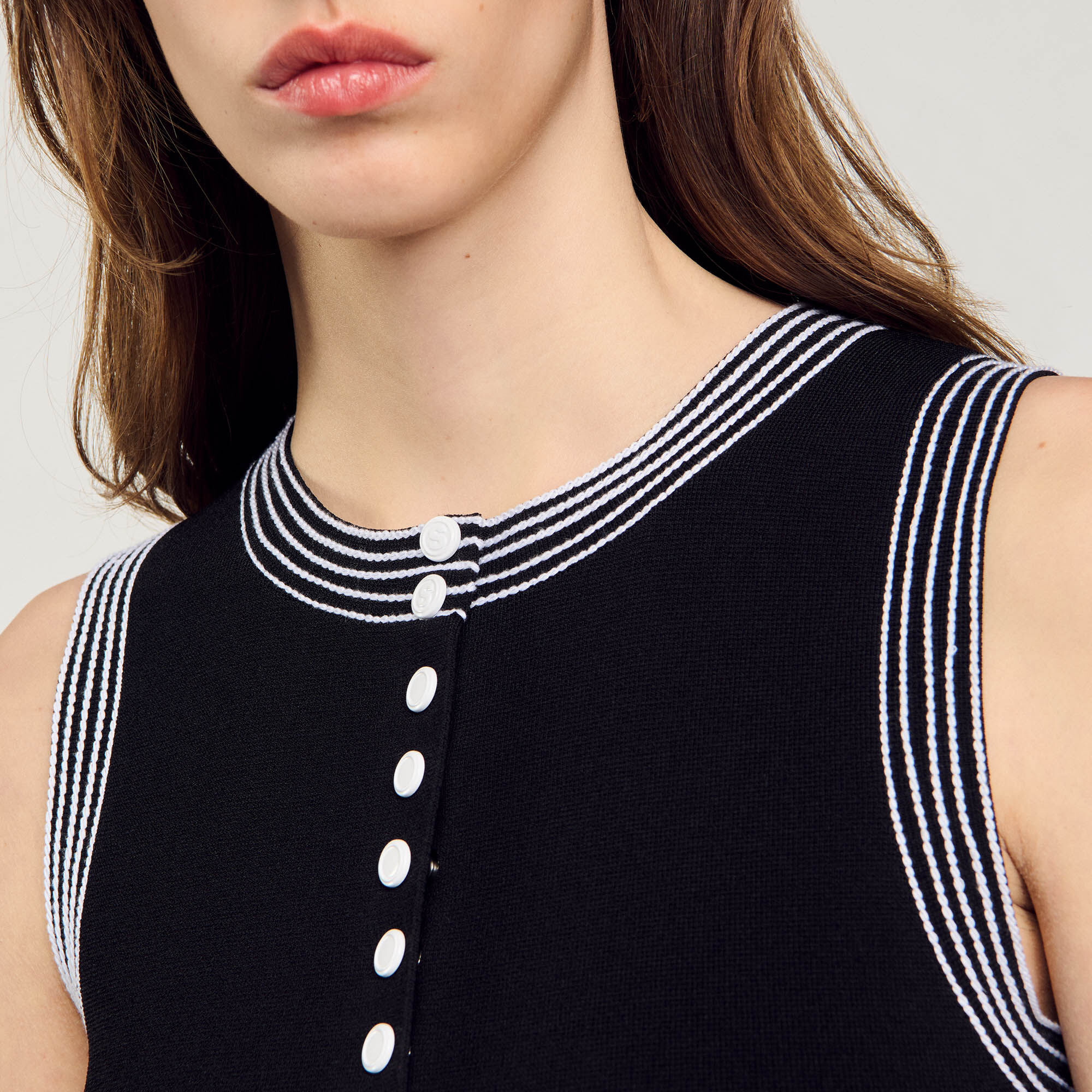 Short button-up dress