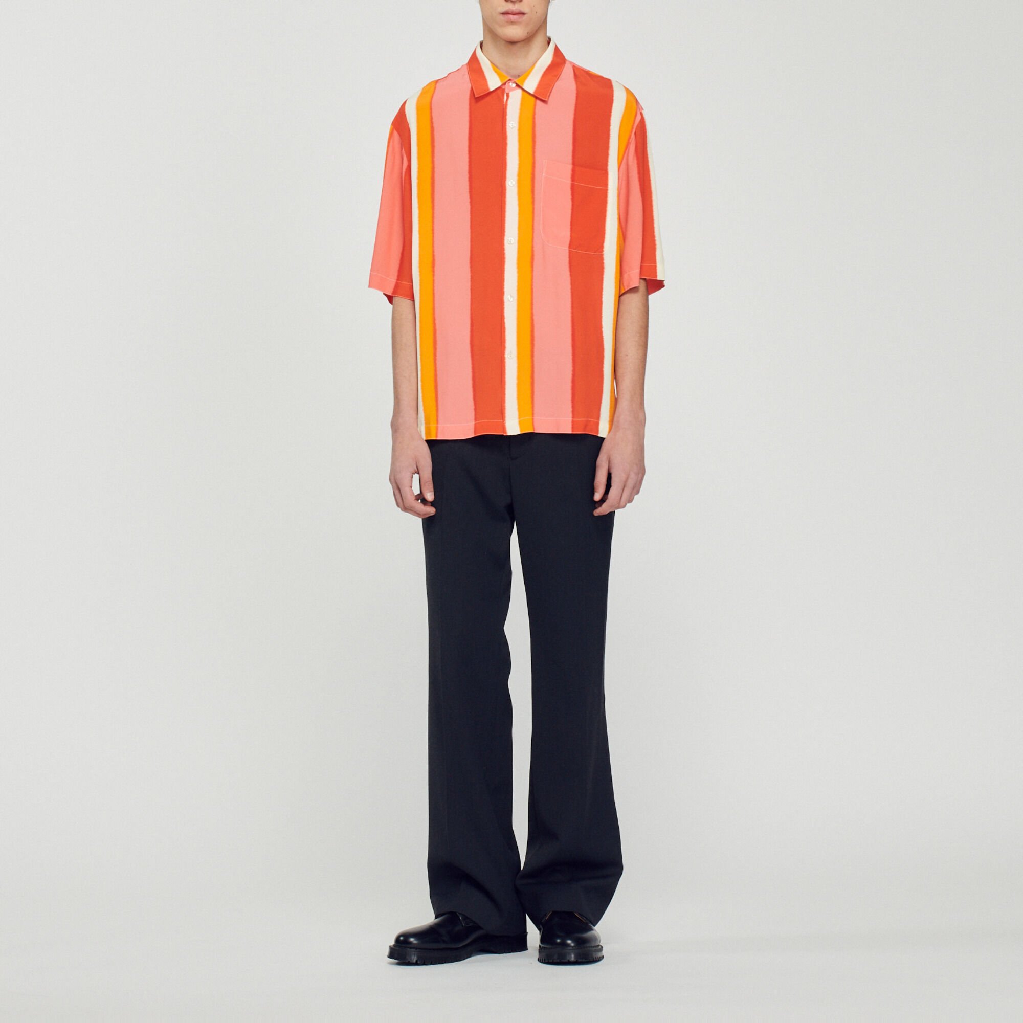 Flowing striped short-sleeved shirt
