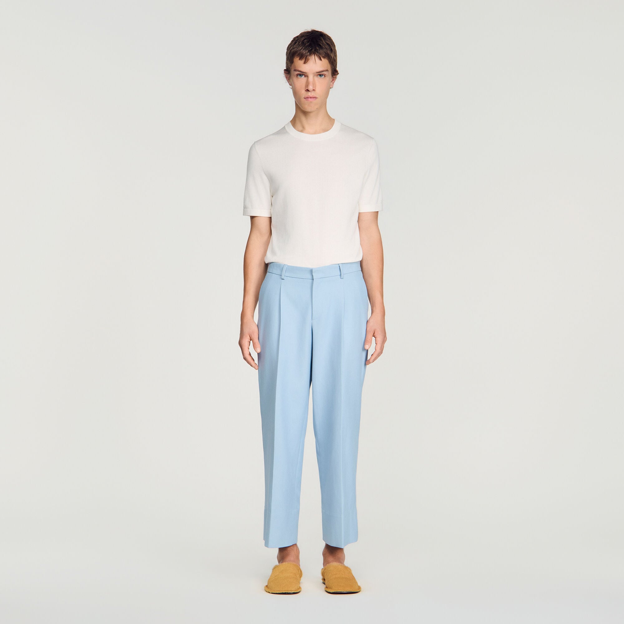 Wide-leg trousers with creases