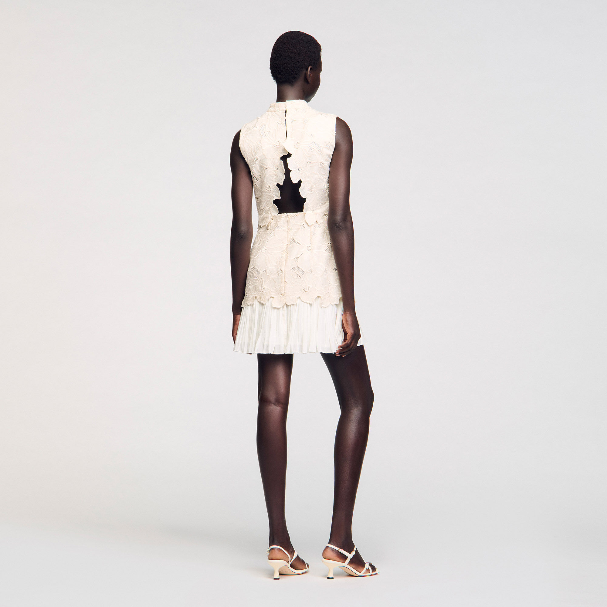 Short guipure dress
