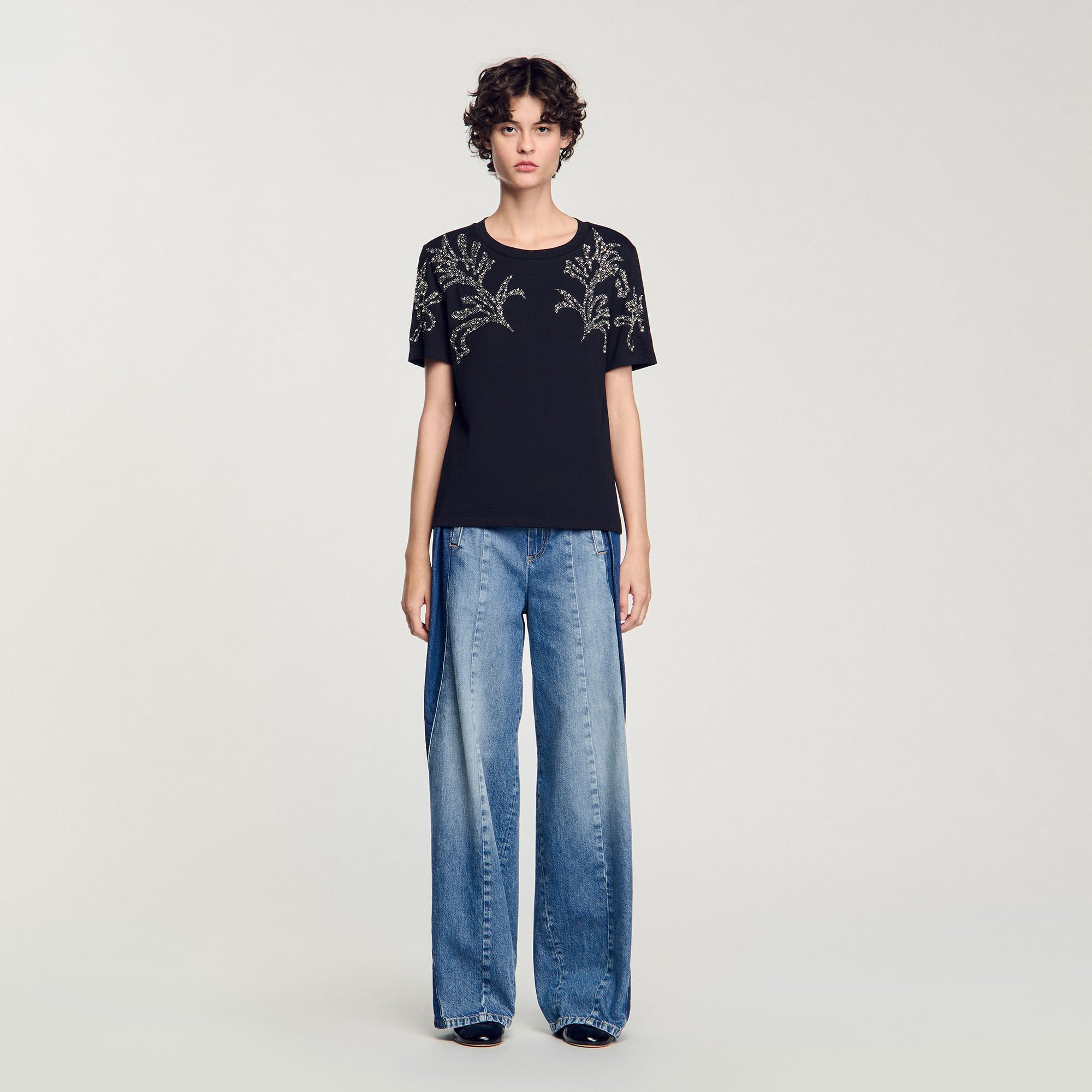 T-shirt with embroidered details
