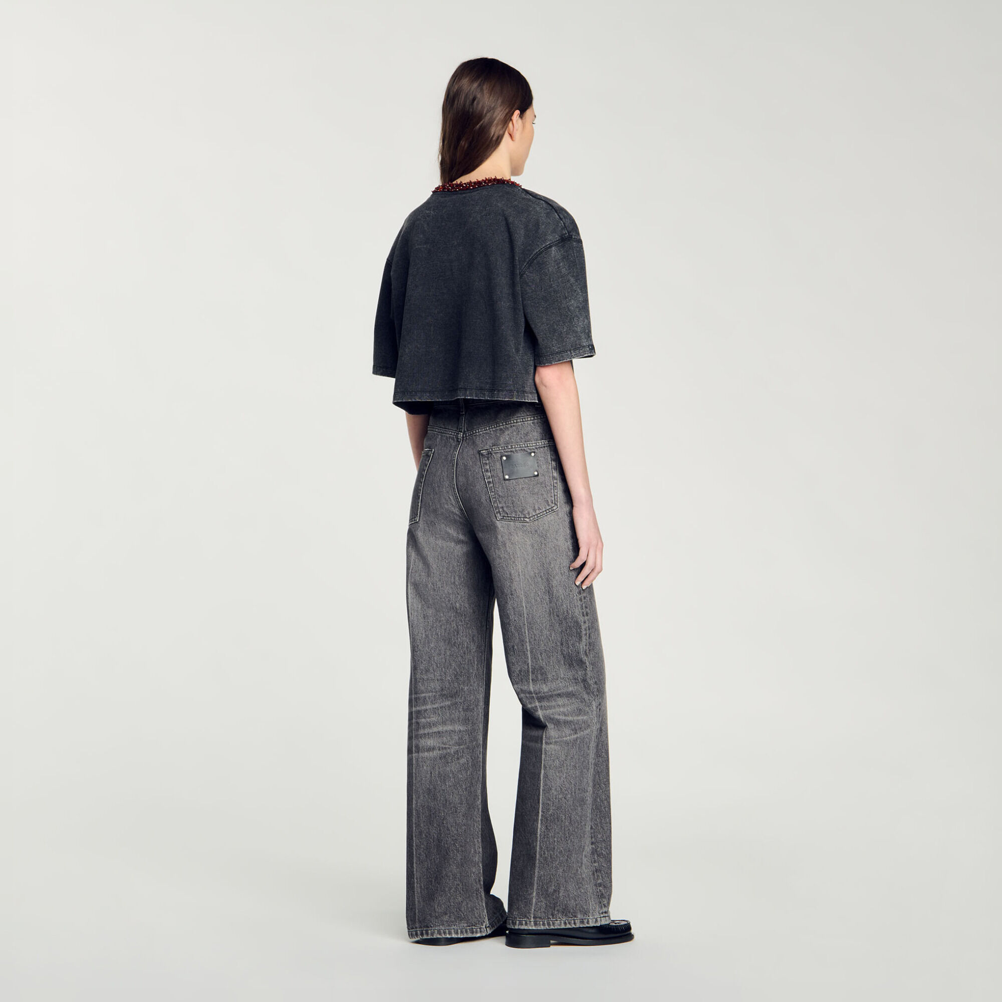 Cropped beaded T-shirt