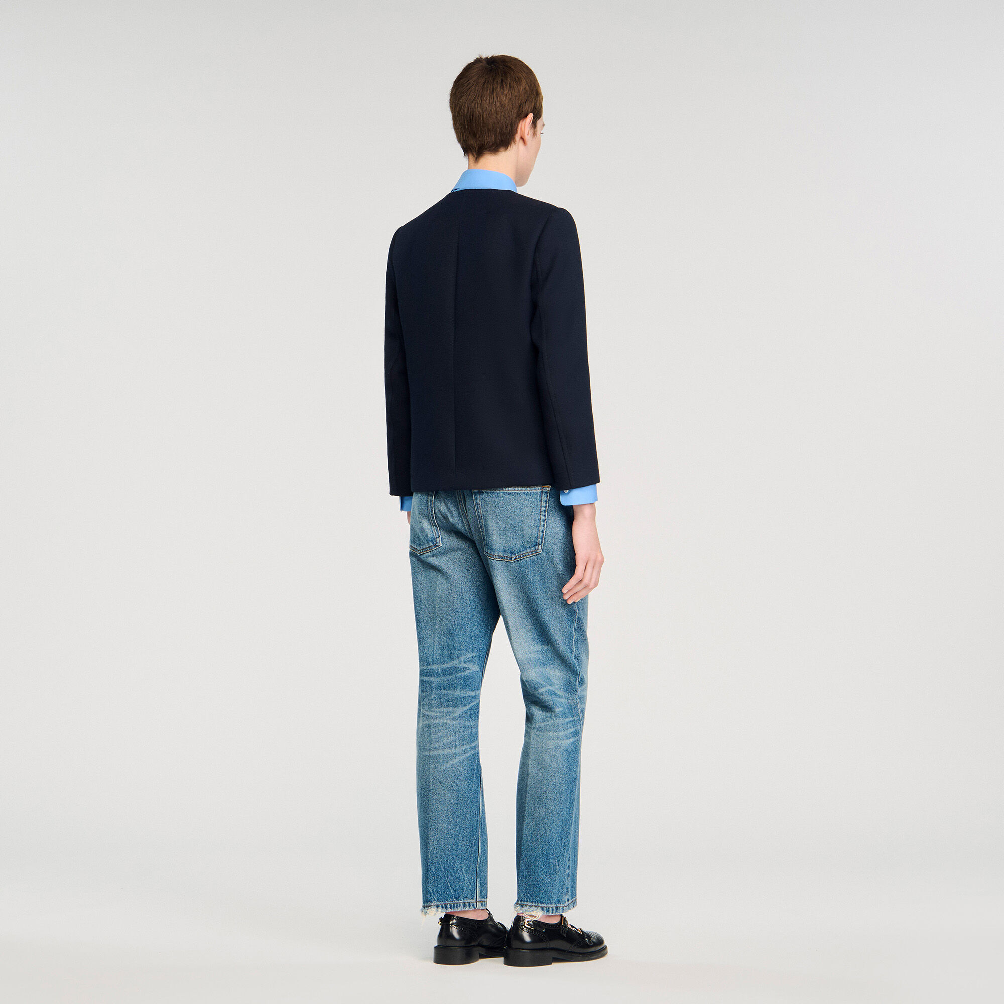 Round collar jacket