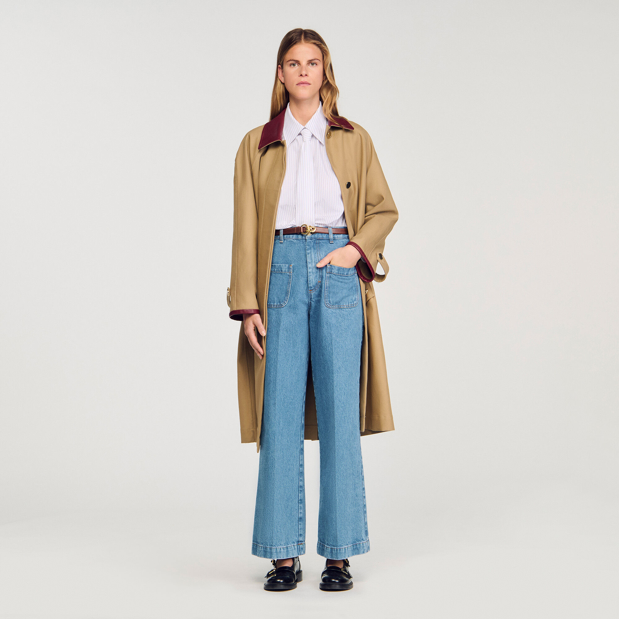 Wide-leg high-rise jeans