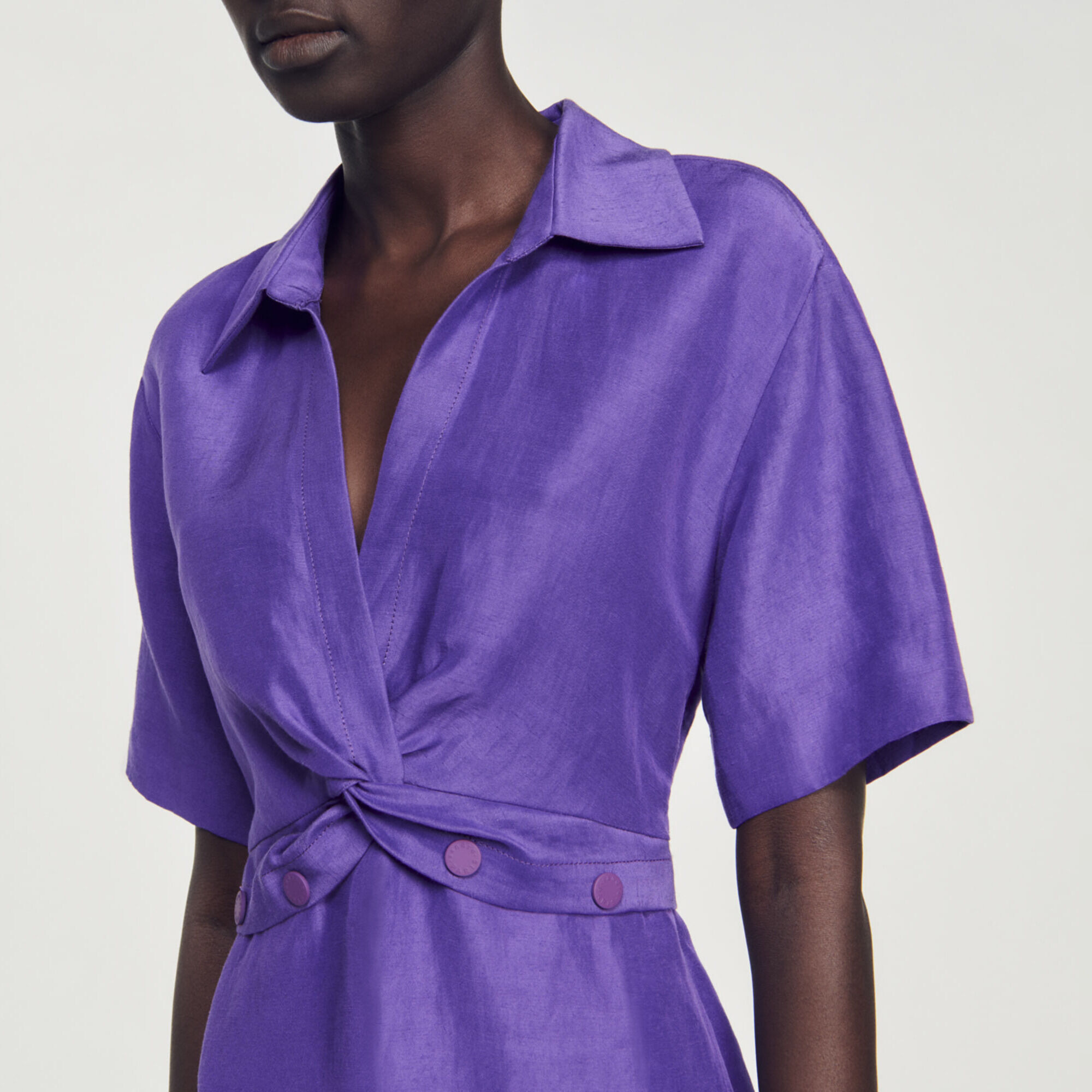 Short dress with shirt collar