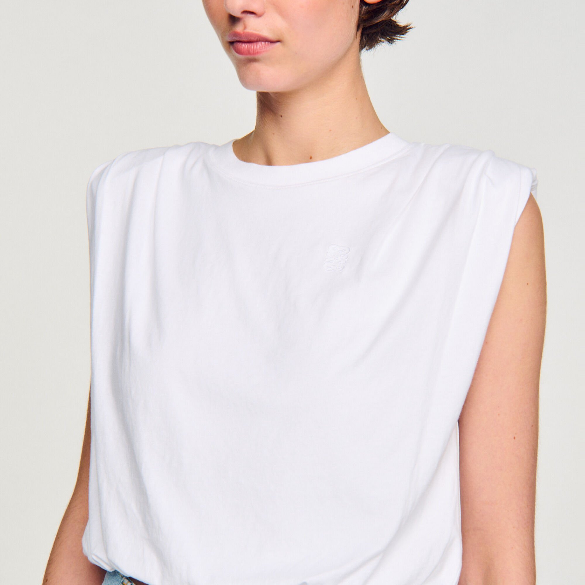 Short cotton T-shirt