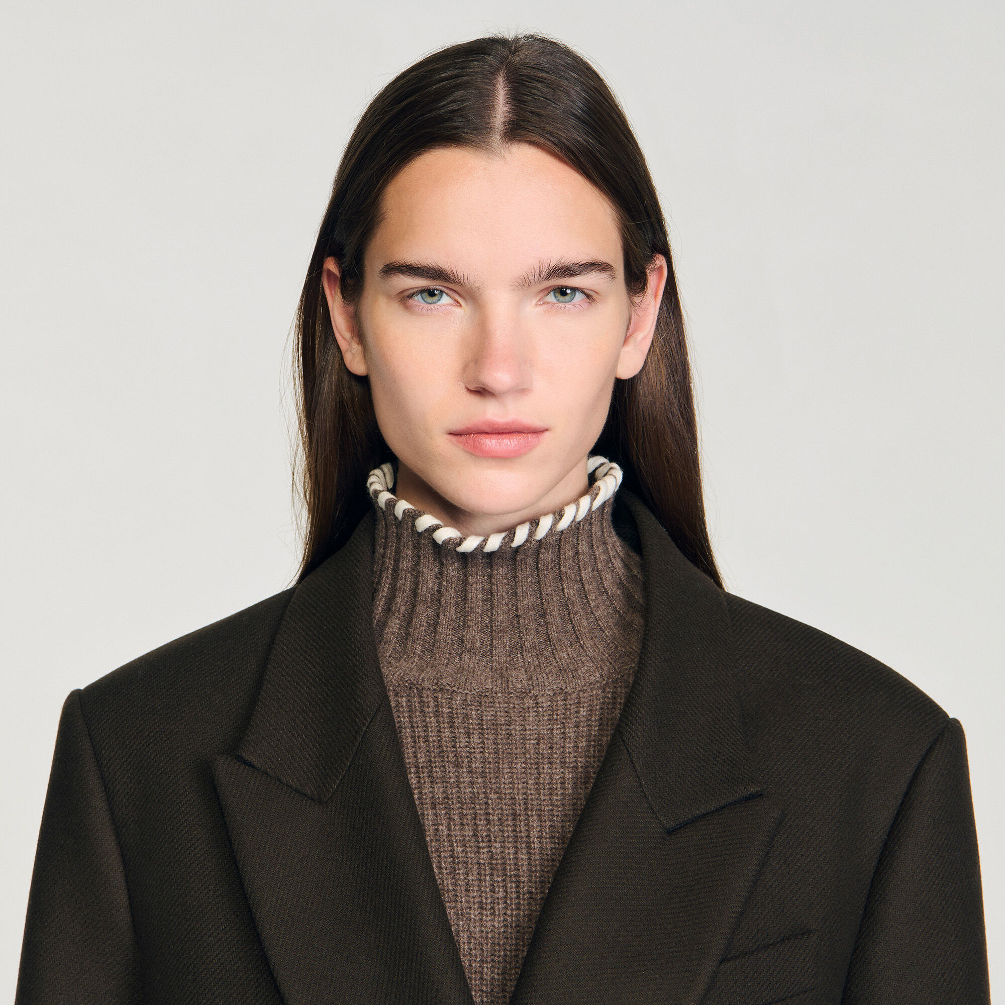 Straight coat