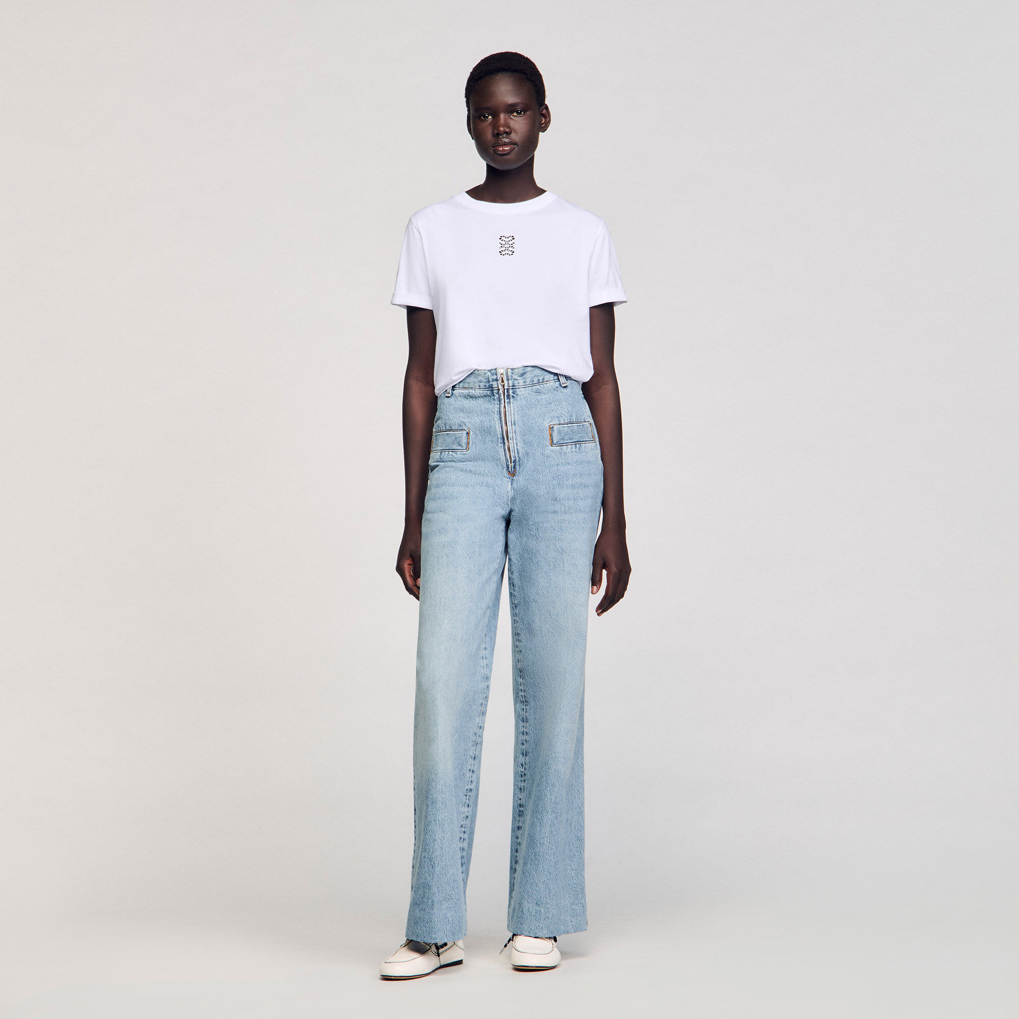 Cotton T-shirt with embroidery