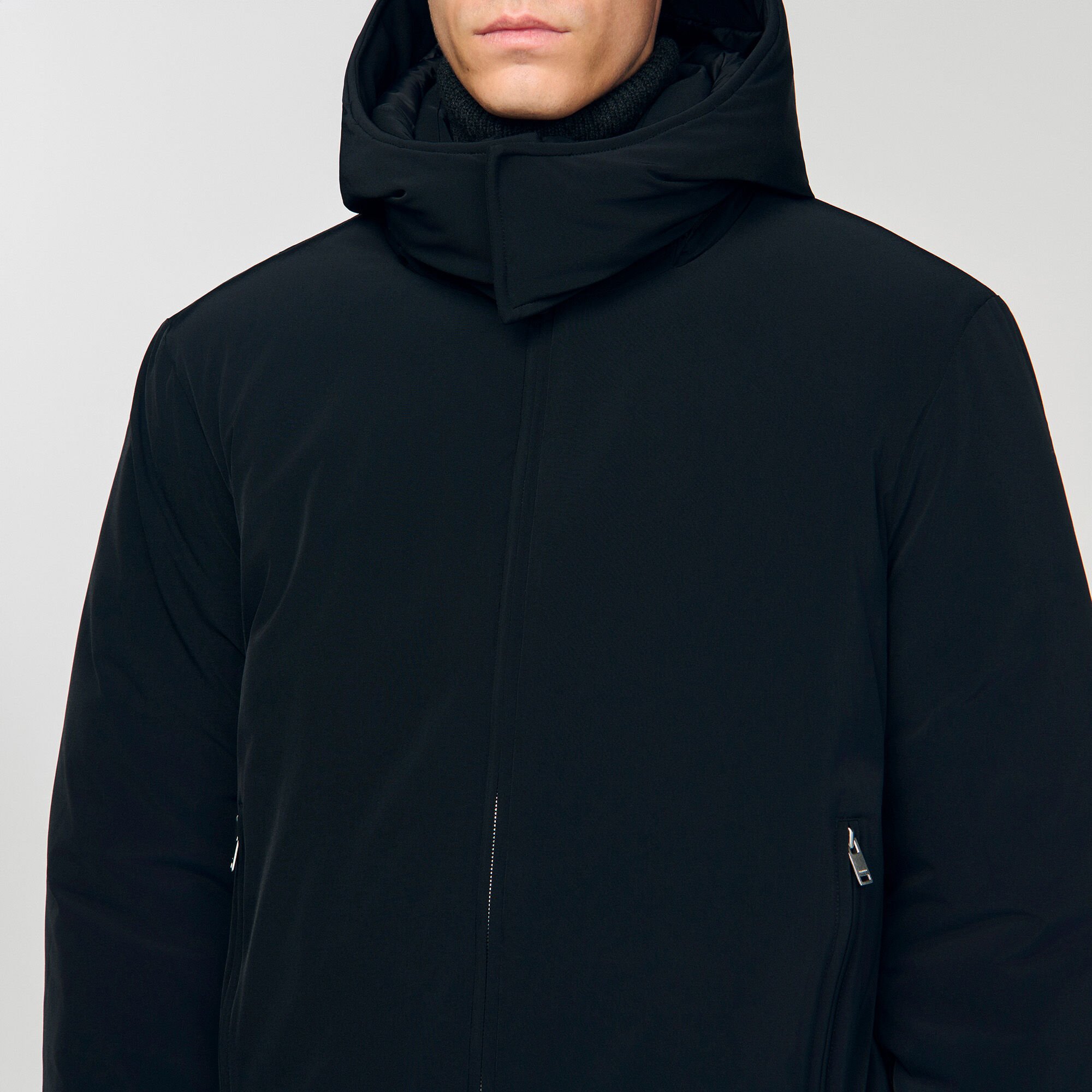 Puffer jacket with hood