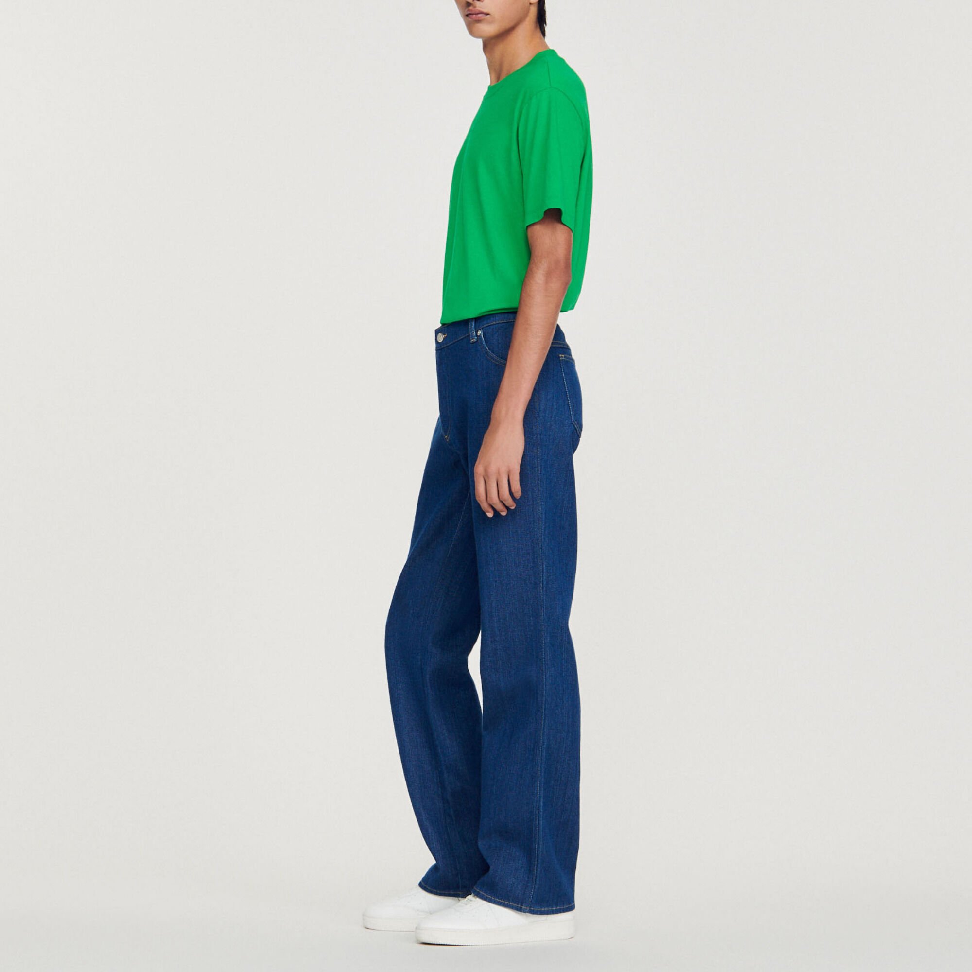 High-waisted flared jeans