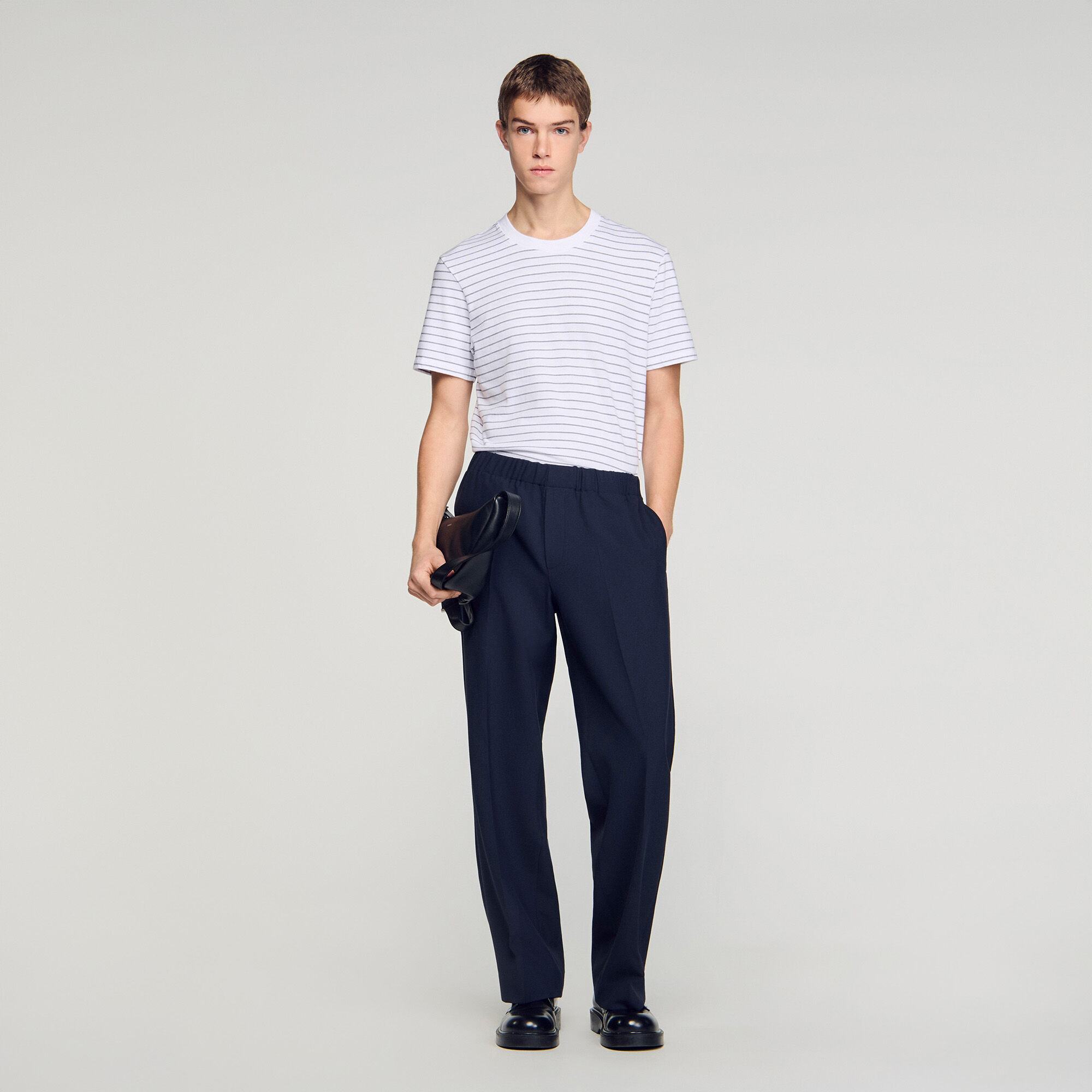 Wide-leg trousers