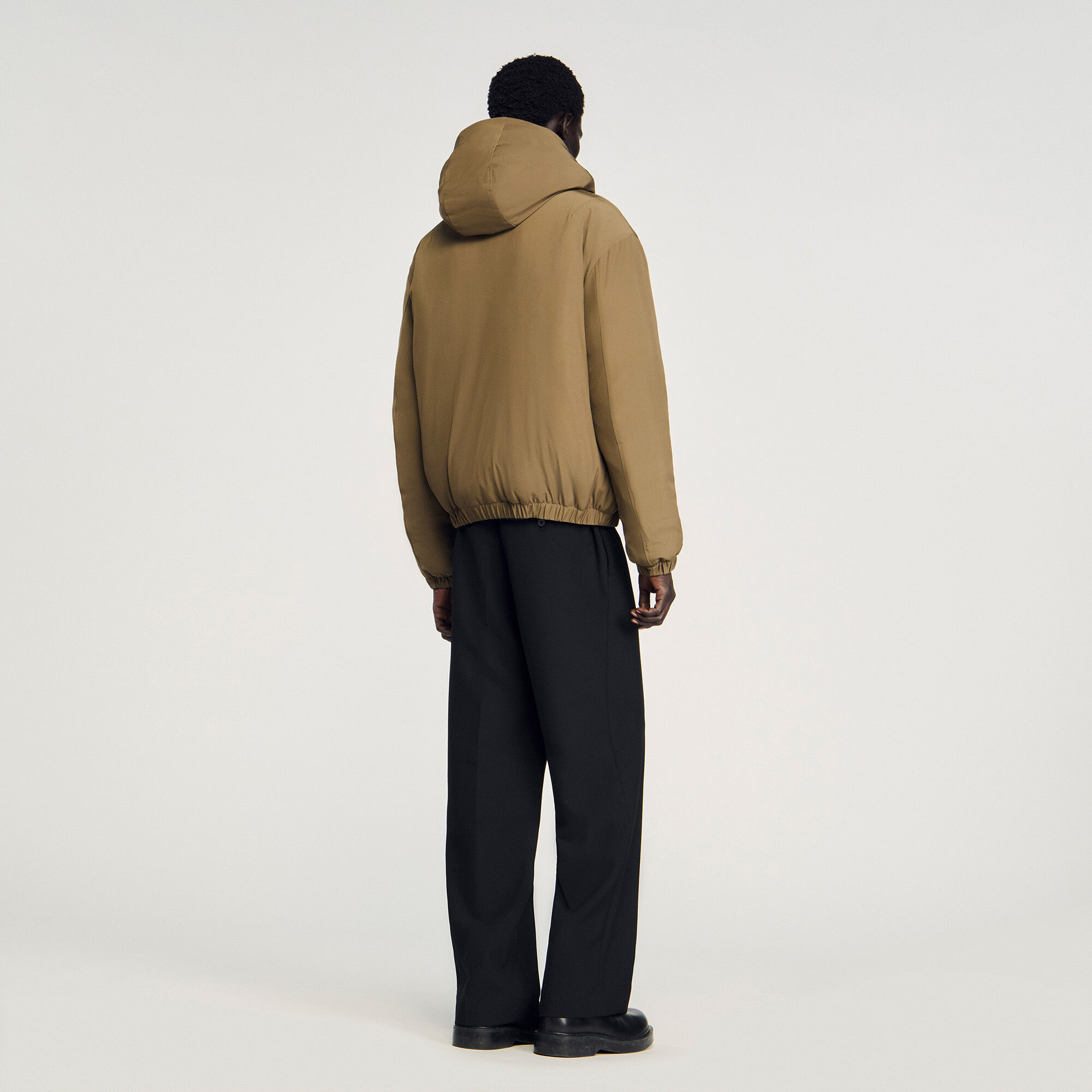 Puffer jacket with hood