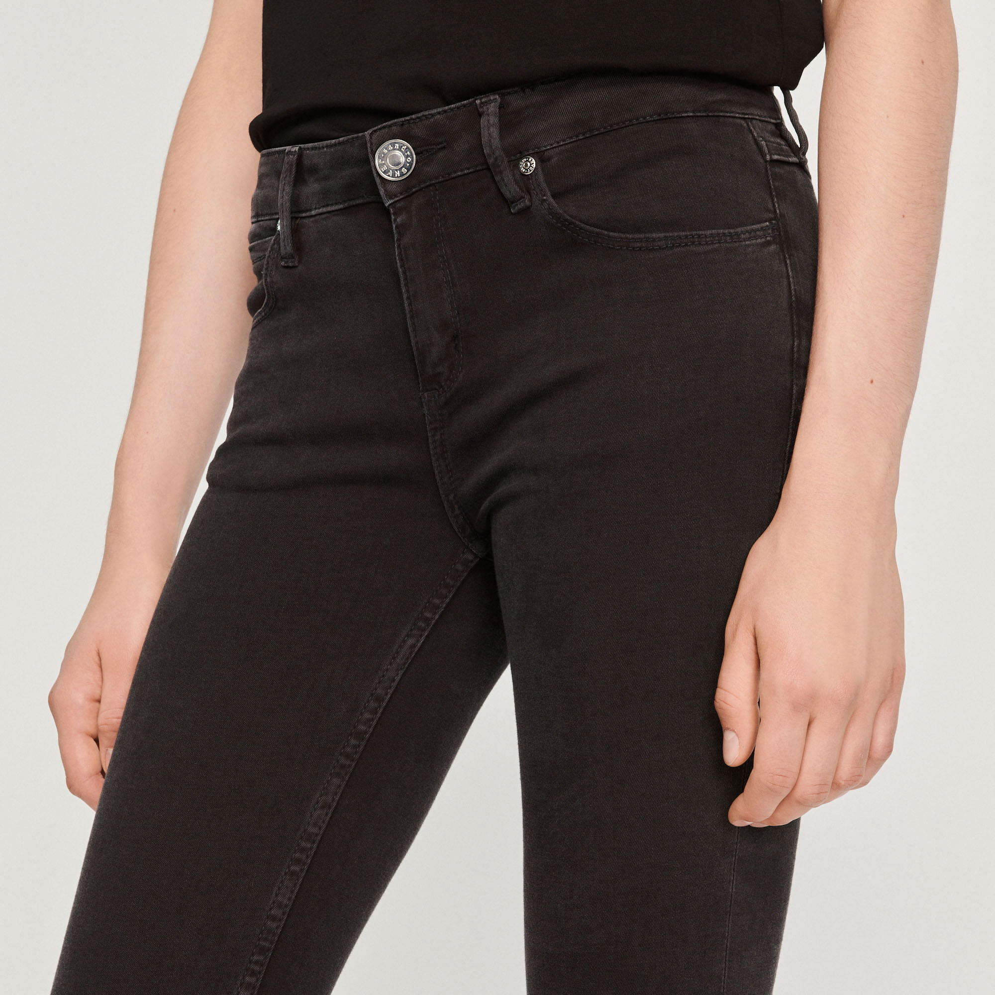 Slim jeans with regular waist