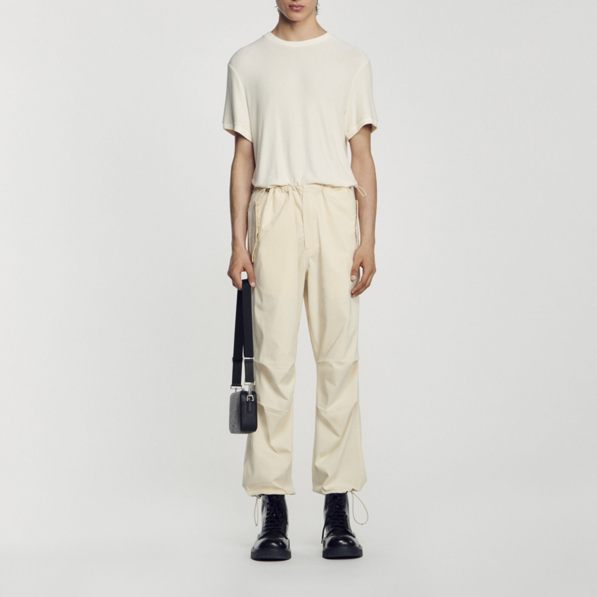 Round neck T-shirt