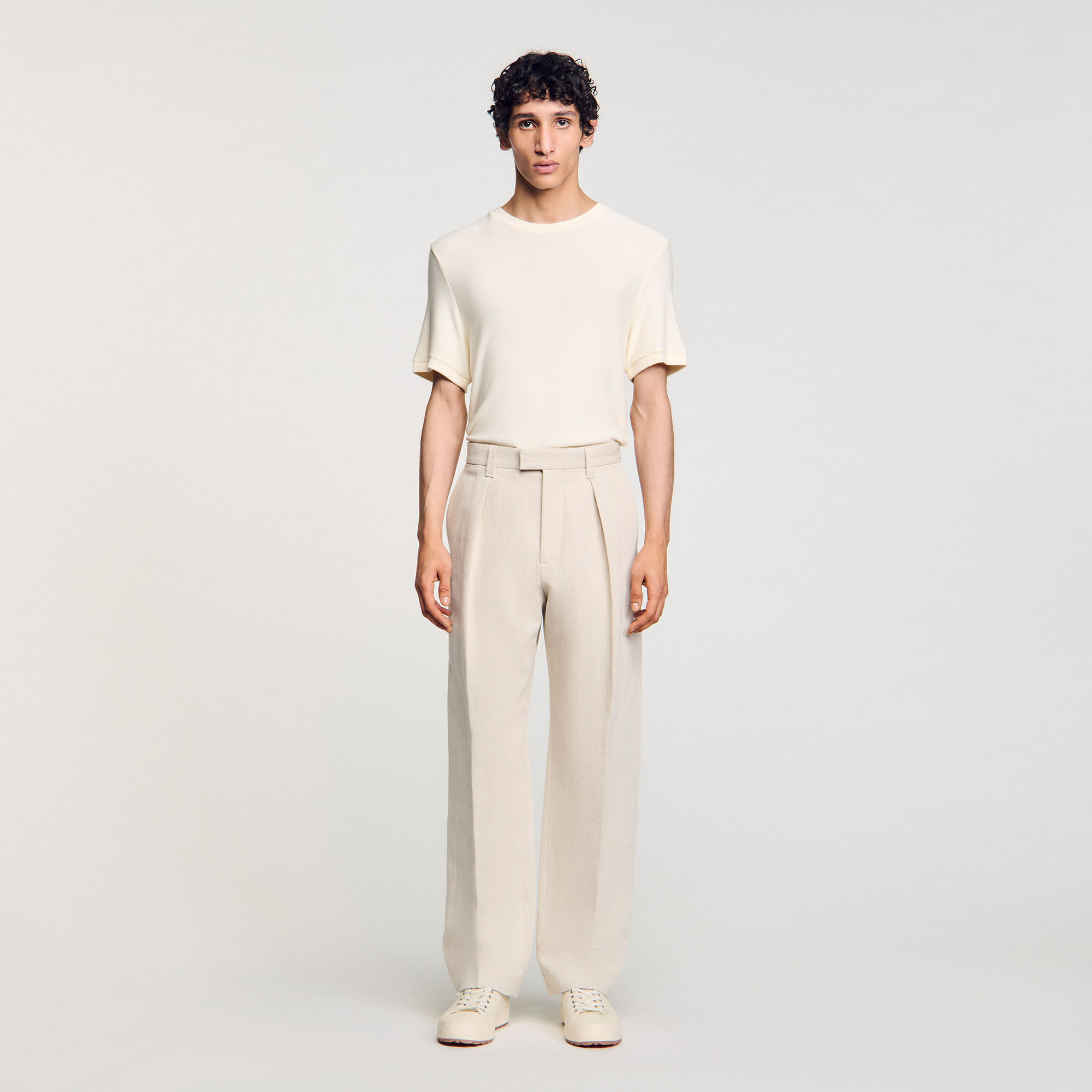 Wide-leg trousers with creases