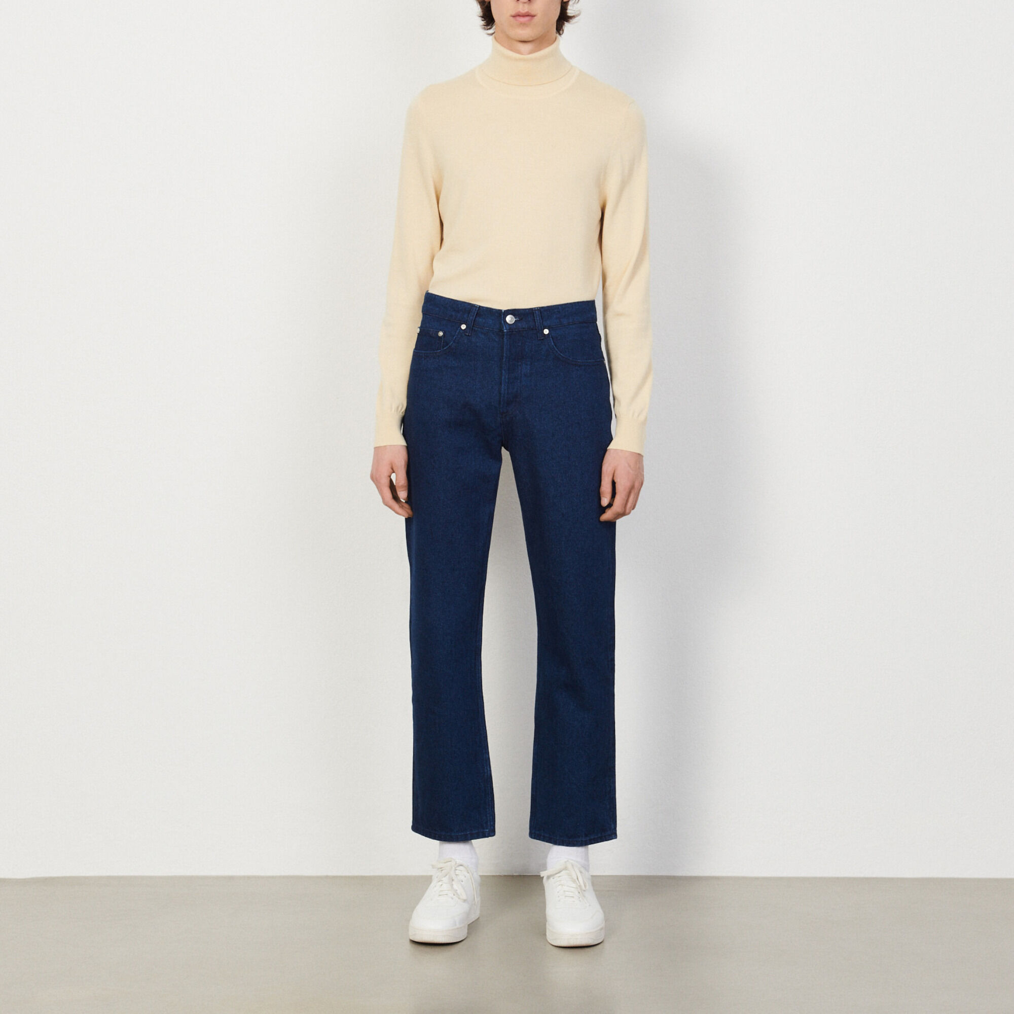 Straight cut jeans