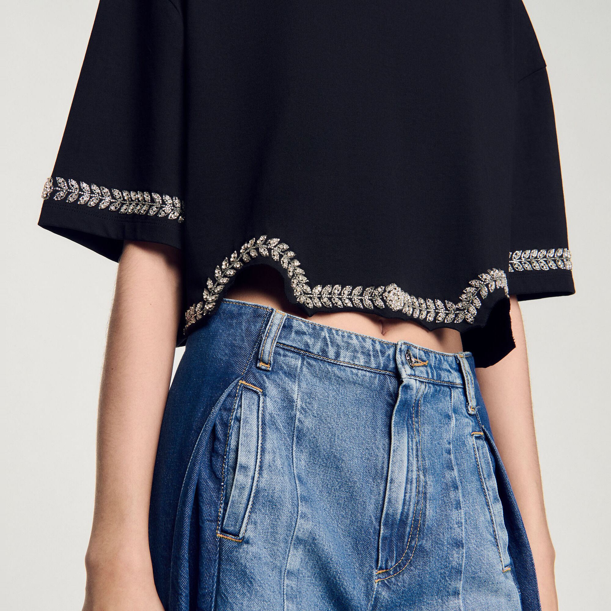 Rhinestone cropped T-shirt