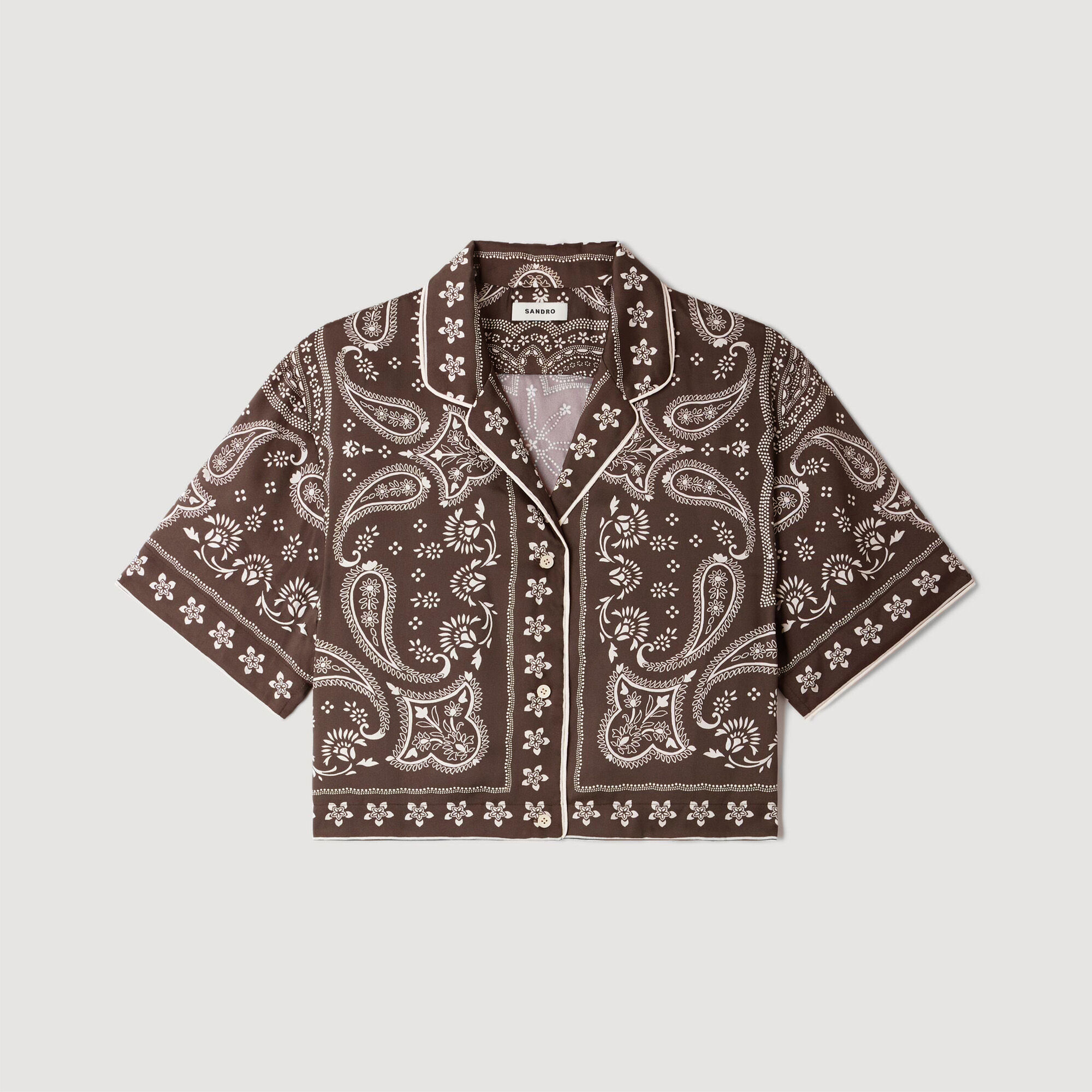 Cropped bandana print shirt