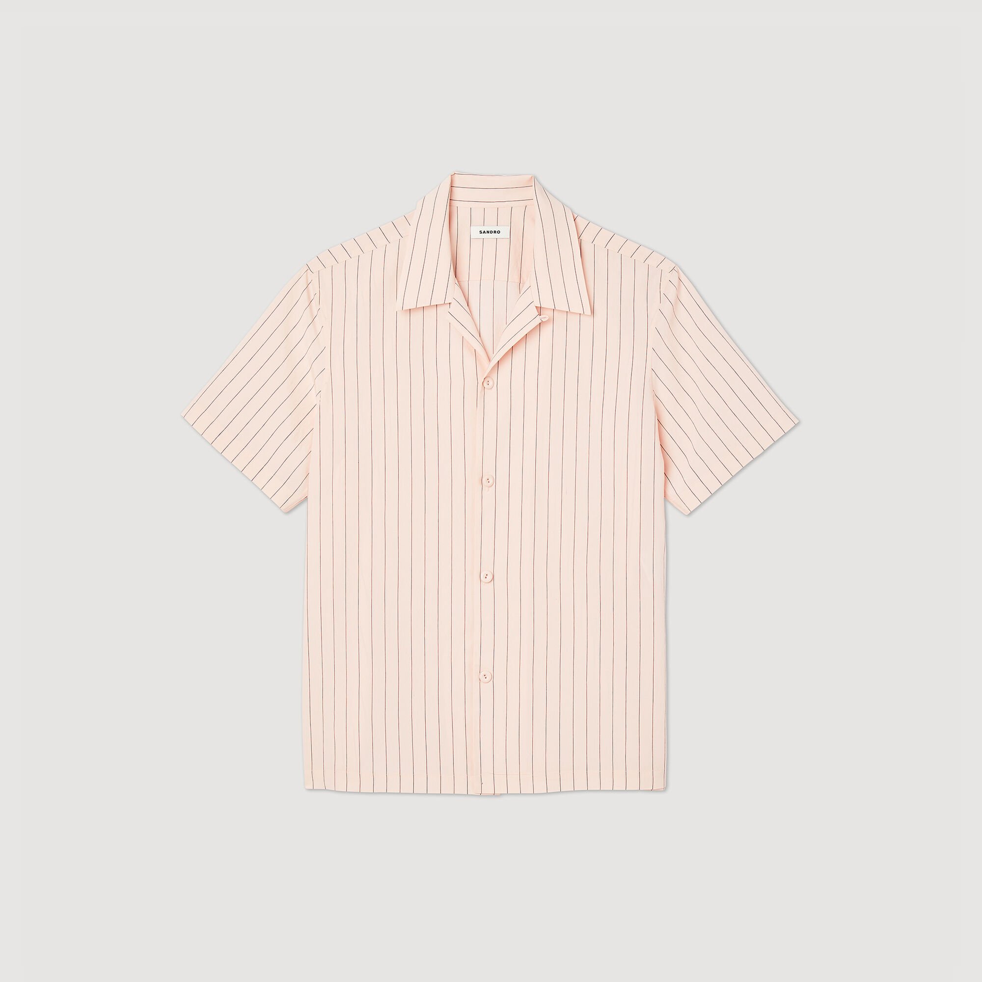 Short-sleeved shirt