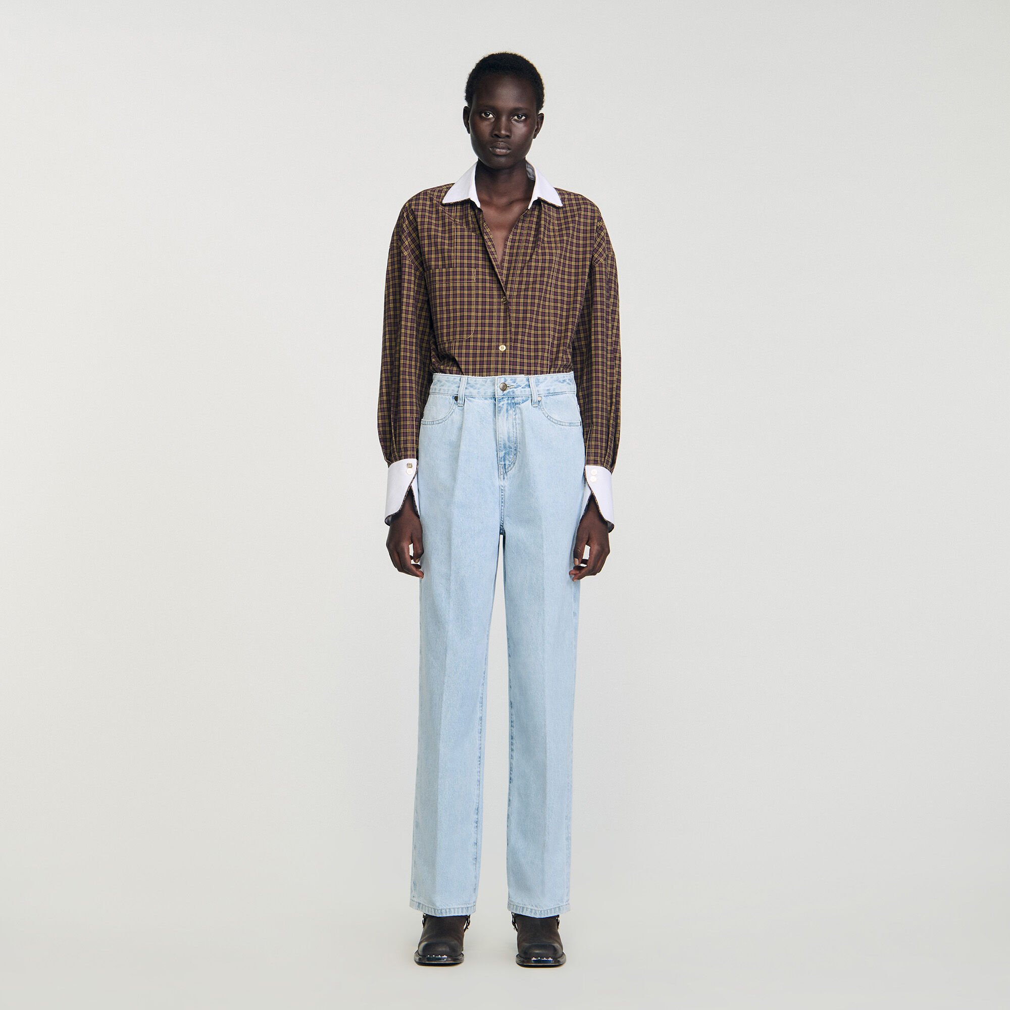 Straight-leg jeans