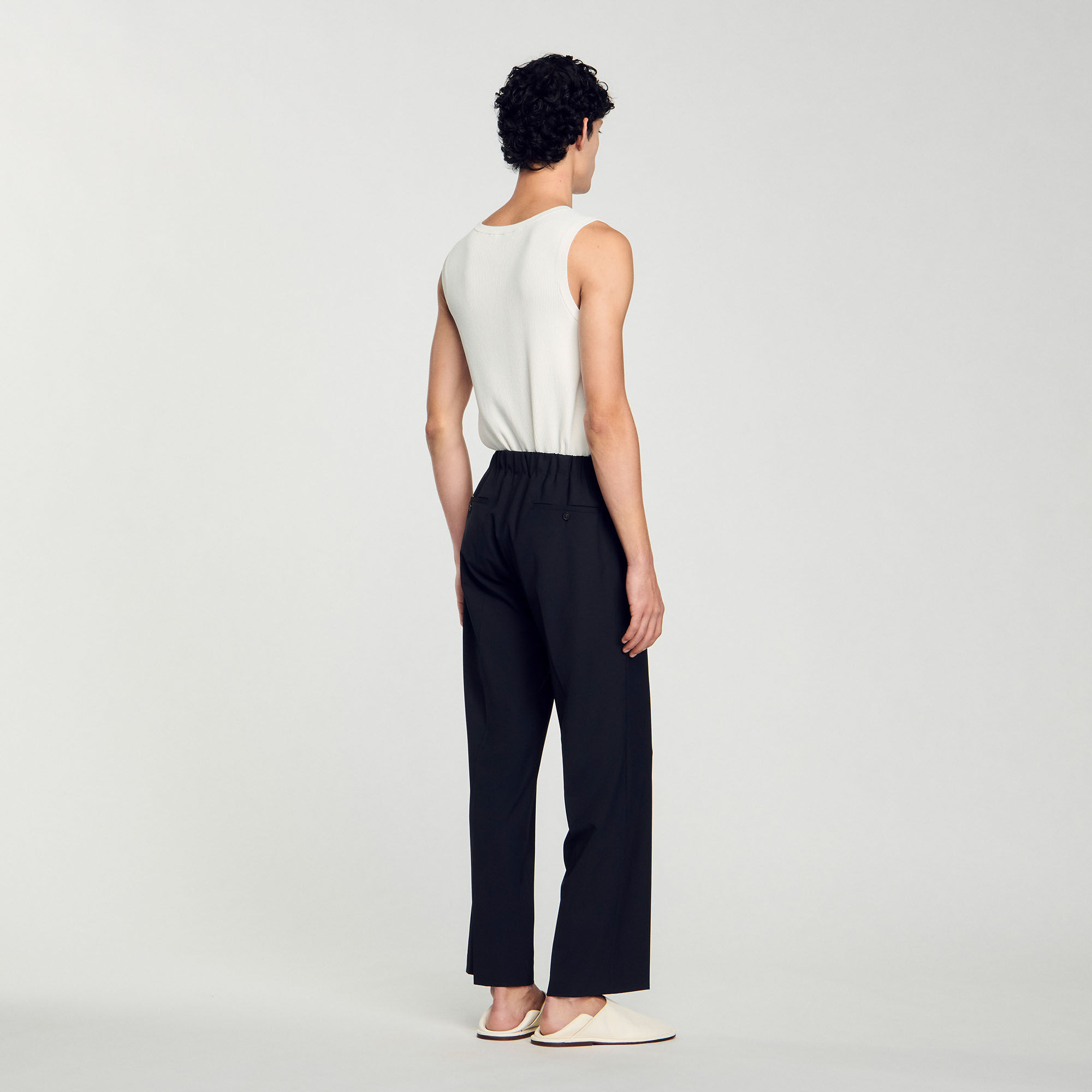 Wide-leg trousers