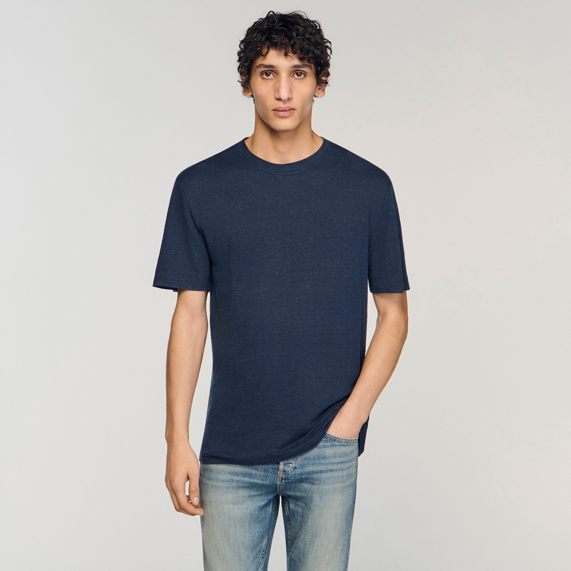 Certified linen T-shirt