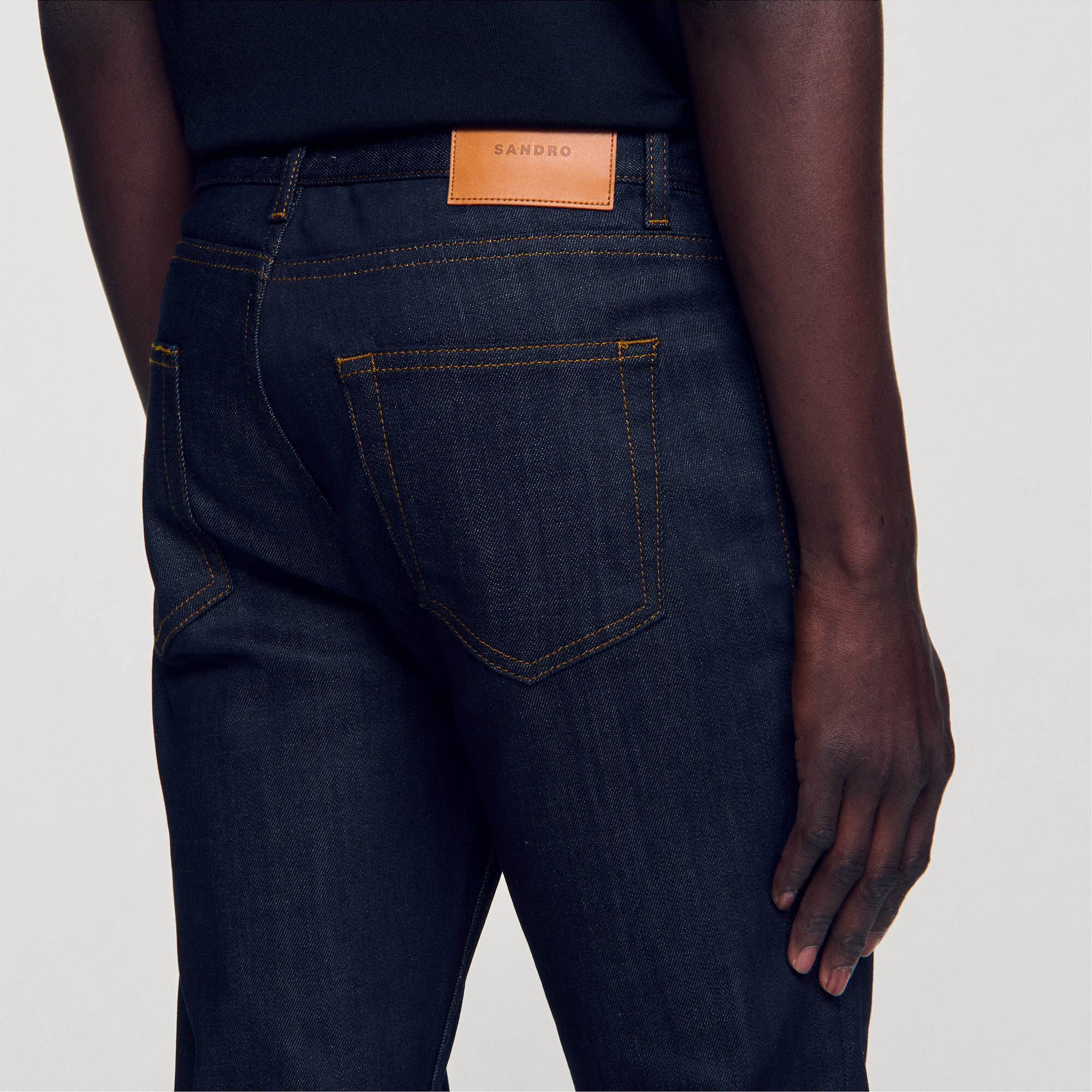 Waterless narrow cut jeans