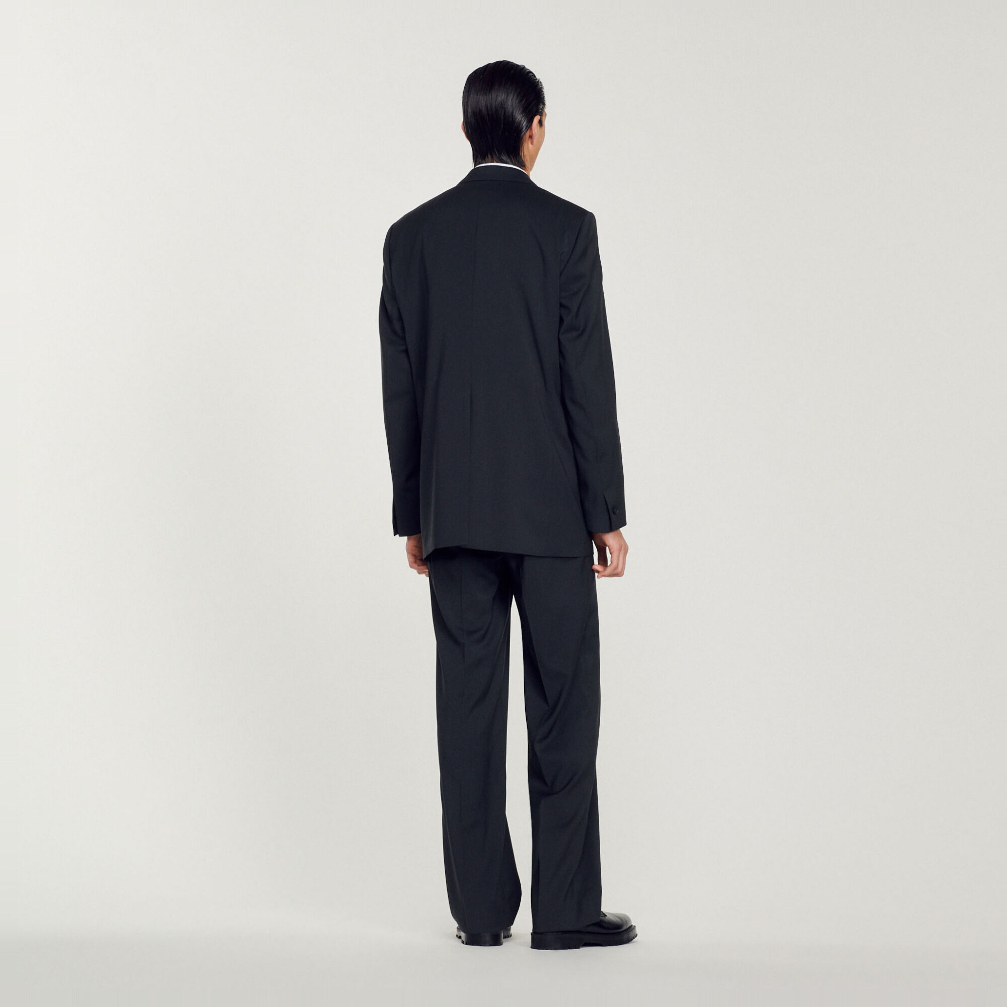 Wide suit jacket