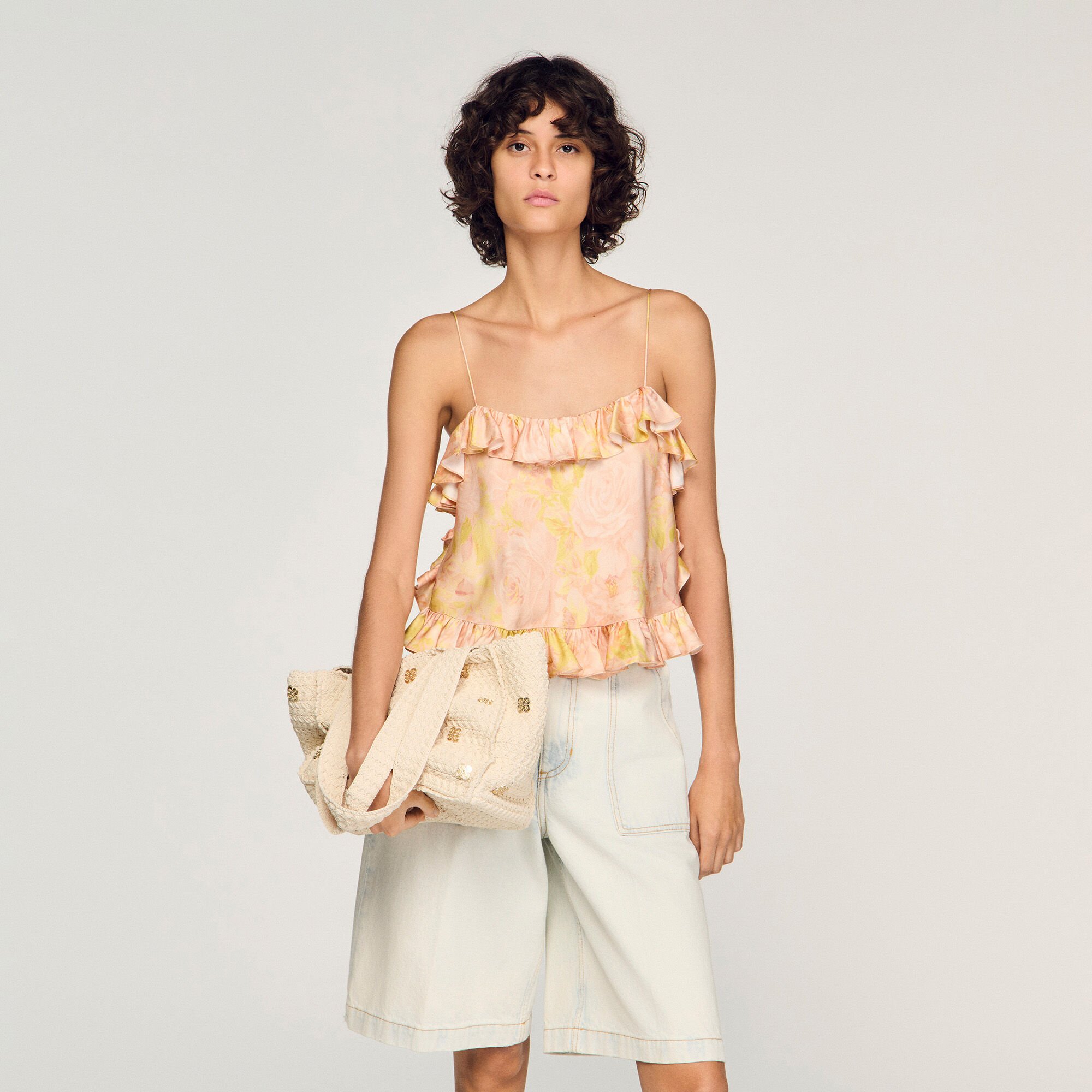 Crochet bag with tassels