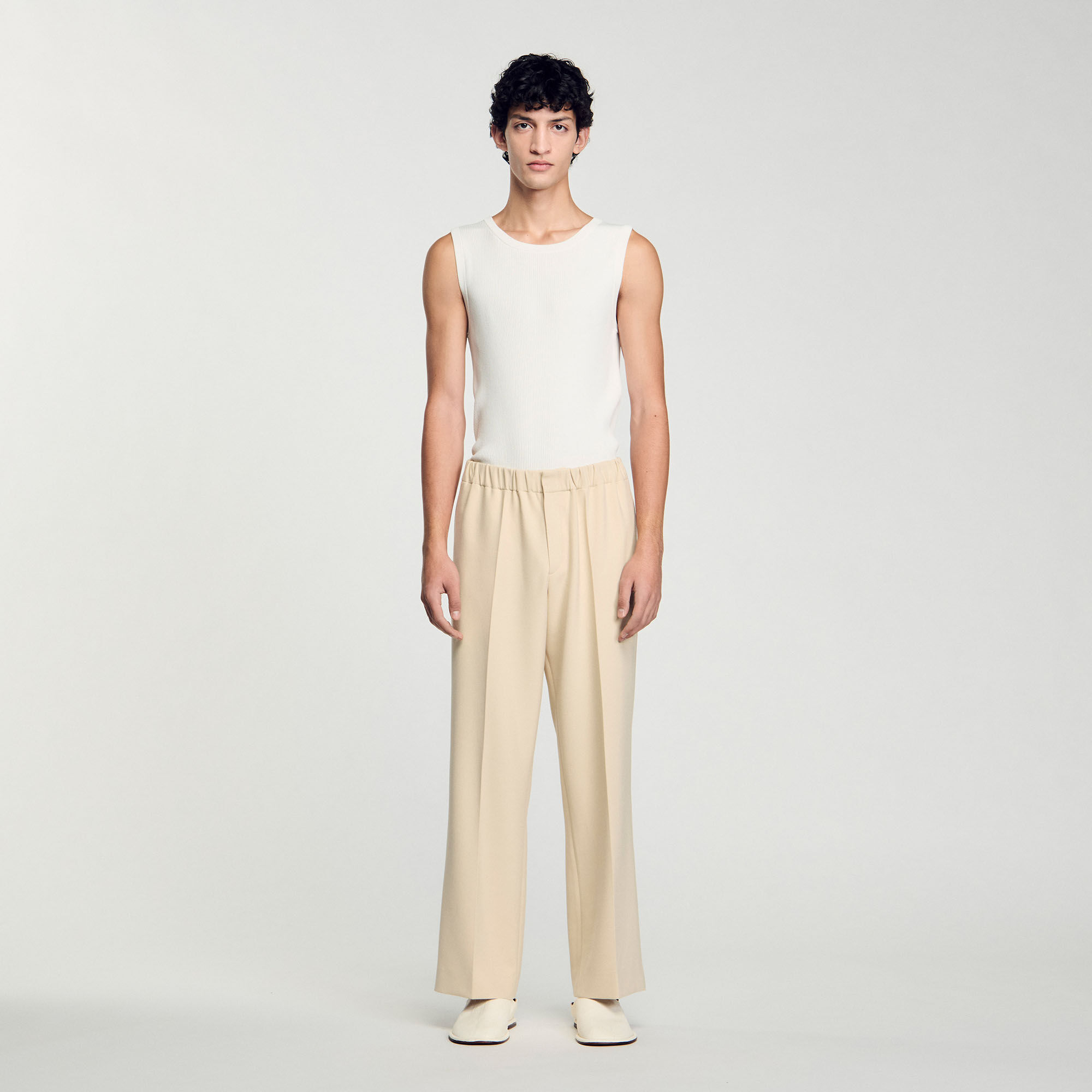 Wide-leg trousers