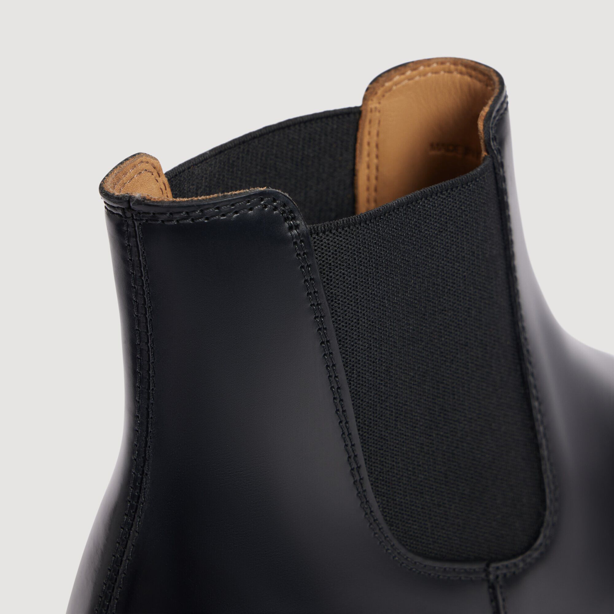 Smooth leather Chelsea boots - Men | Sandro