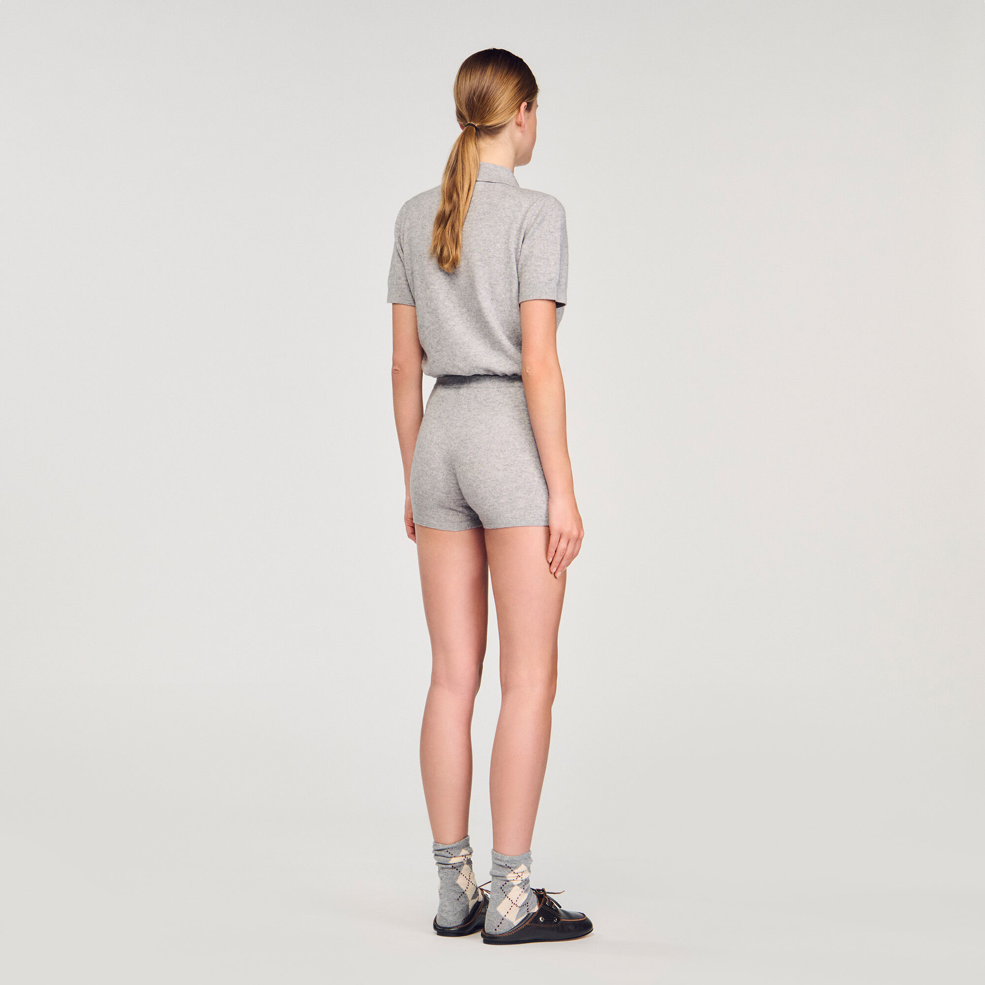 Diamond-pattern knit shorts