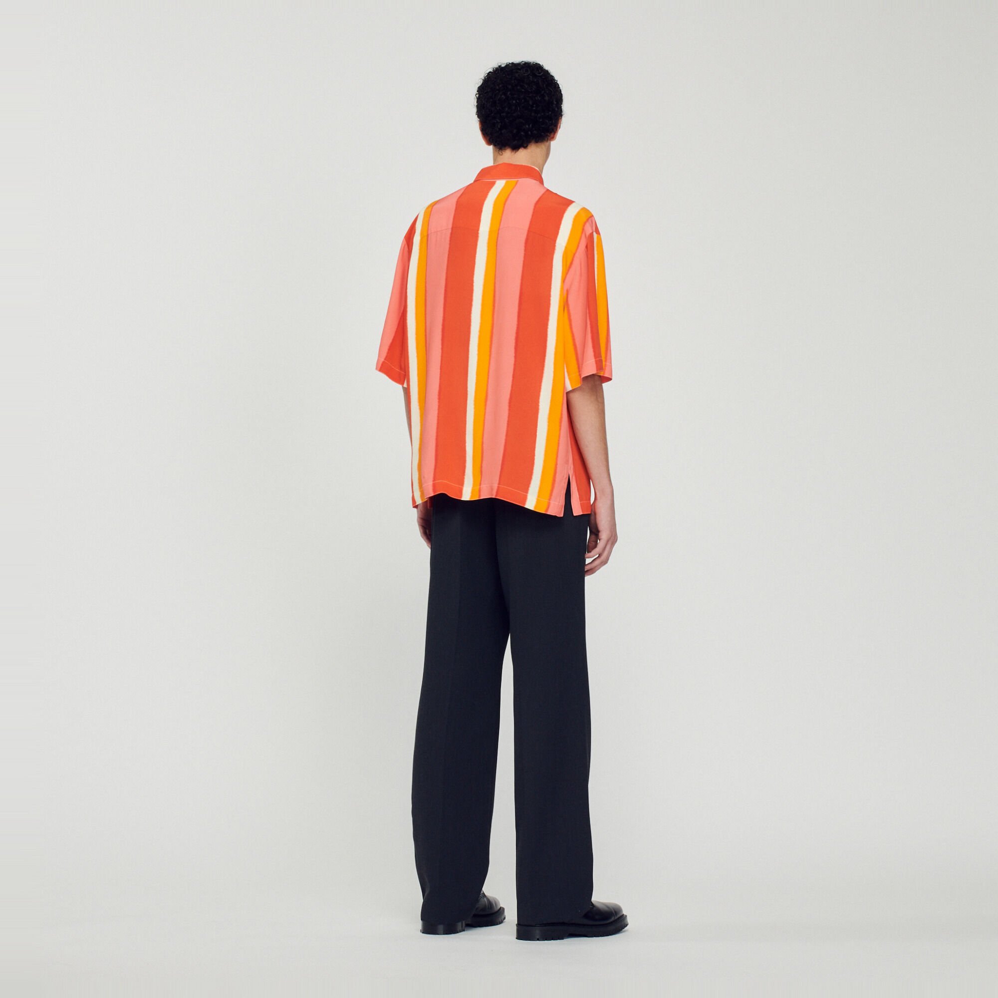 Flowing striped short-sleeved shirt