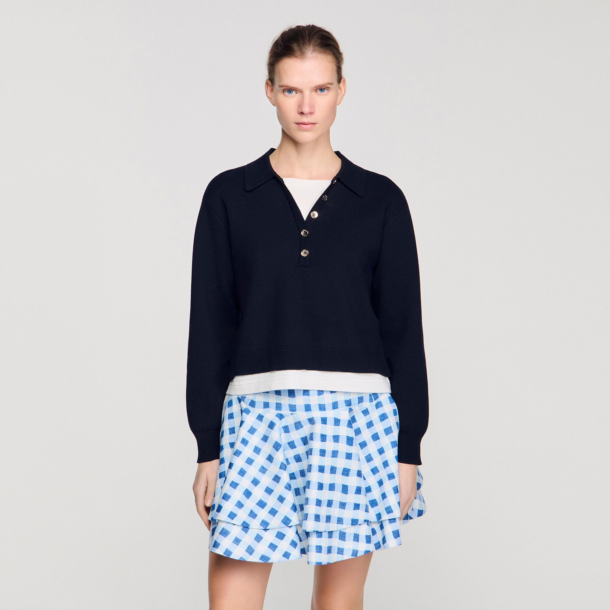 Metal button layered collar jumper