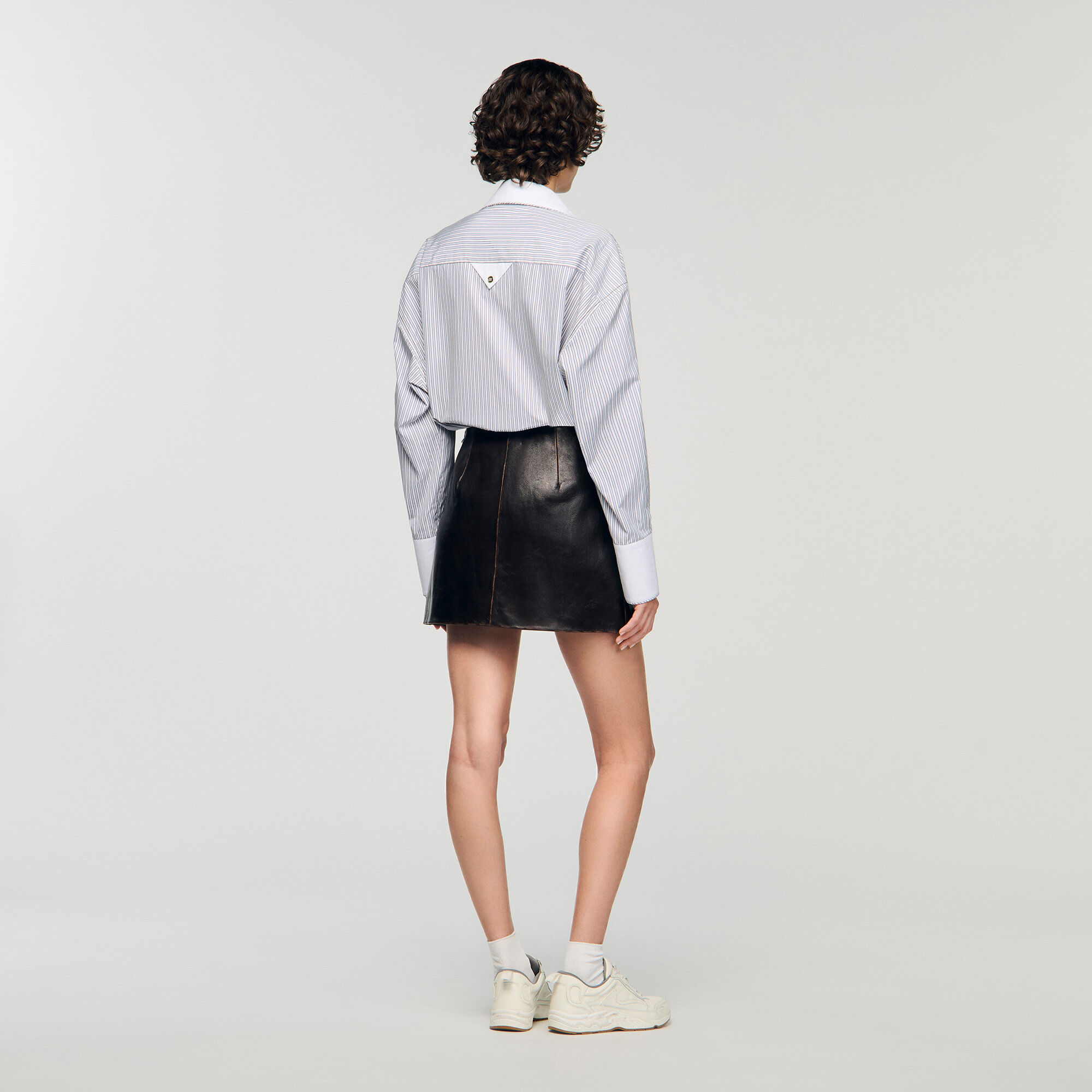 Short aged leather skirt