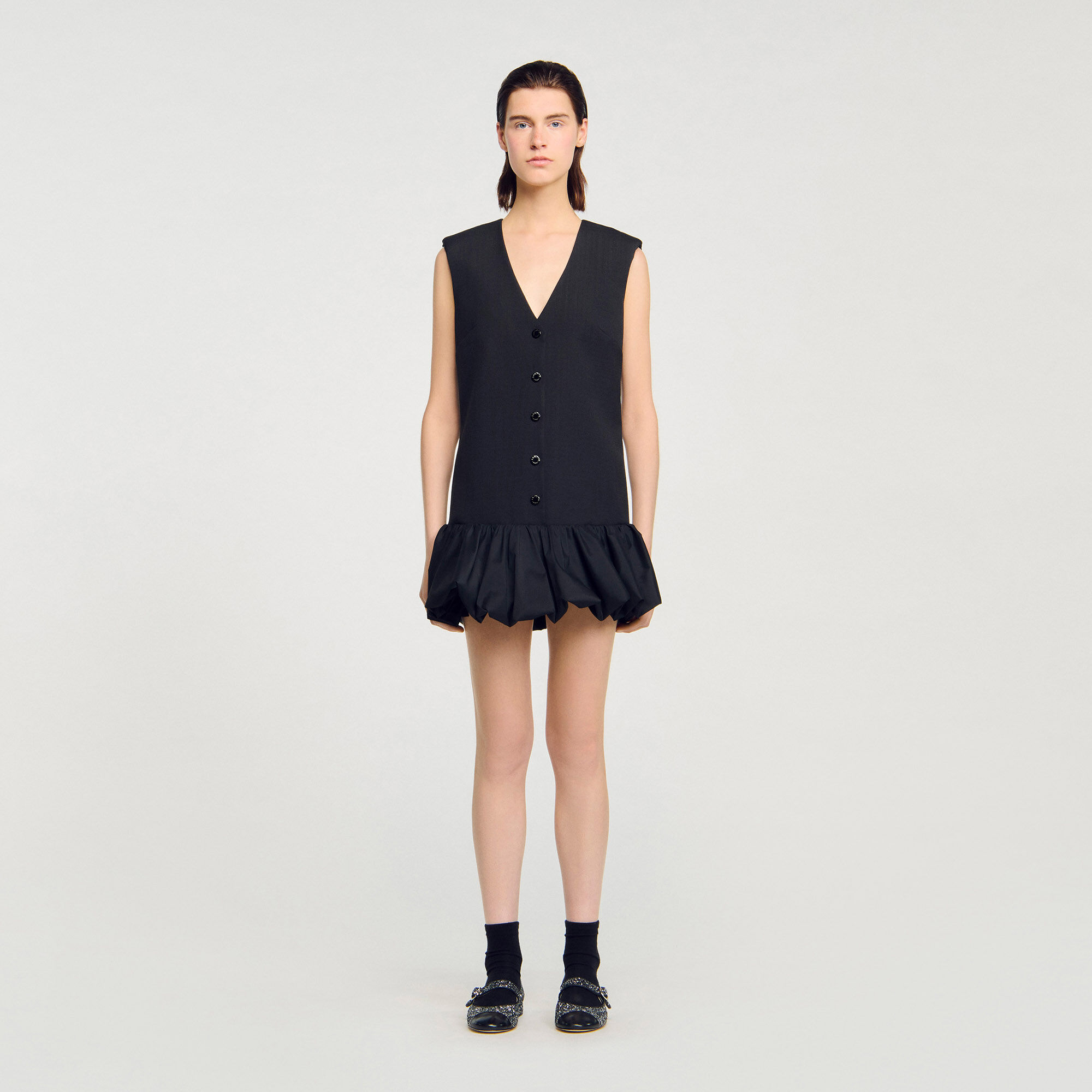 Short tailored dress with ruffle