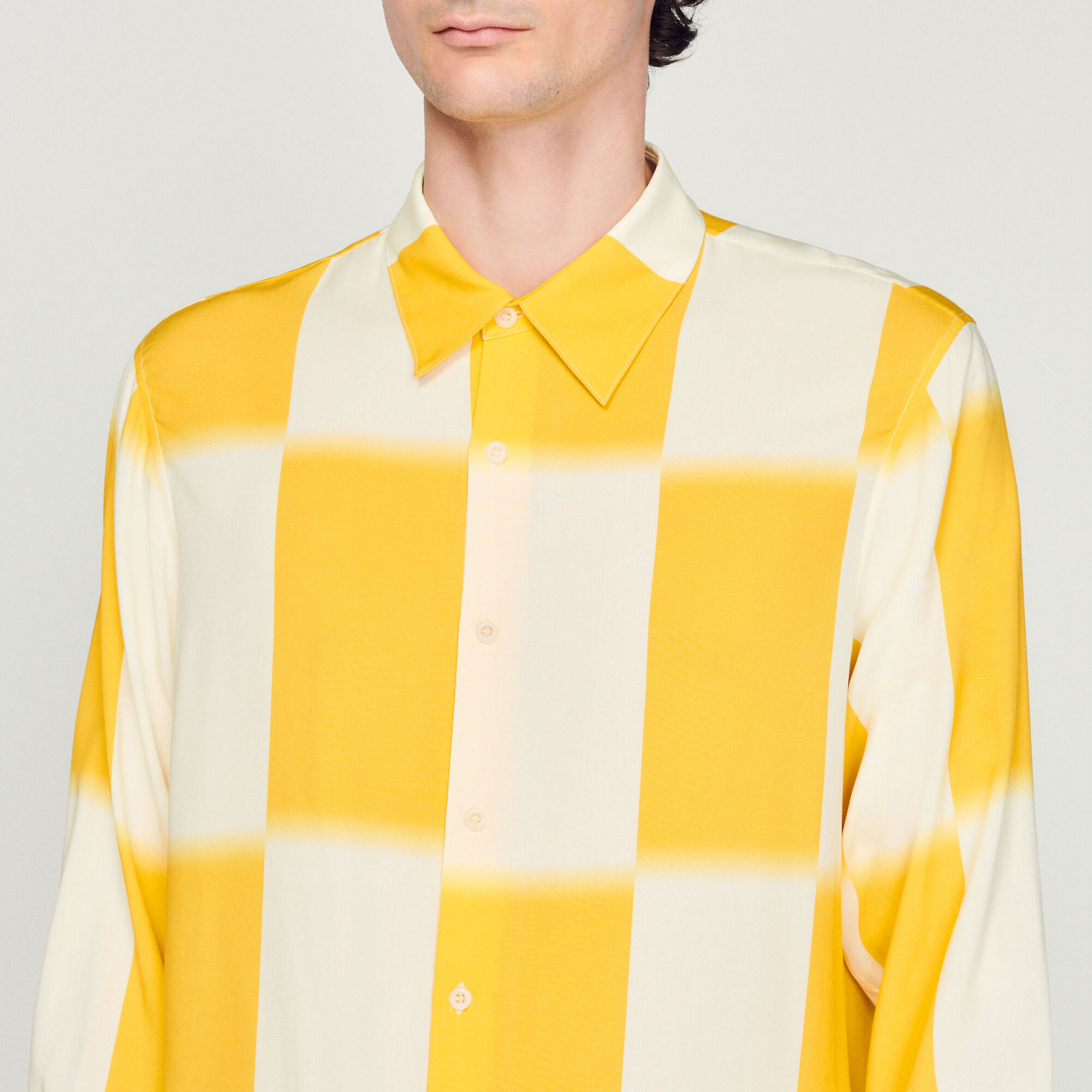 Flowing shirt with check print