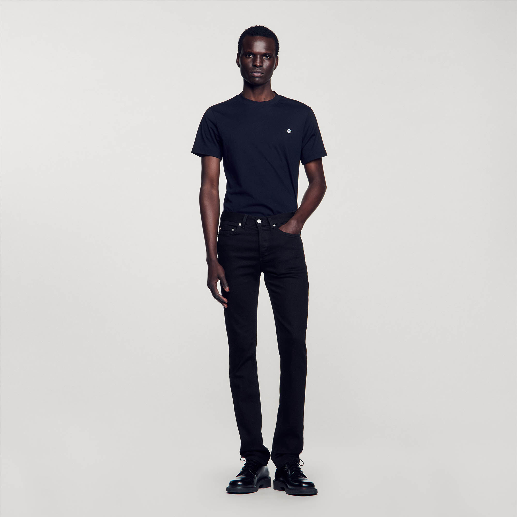Slim-fit jeans