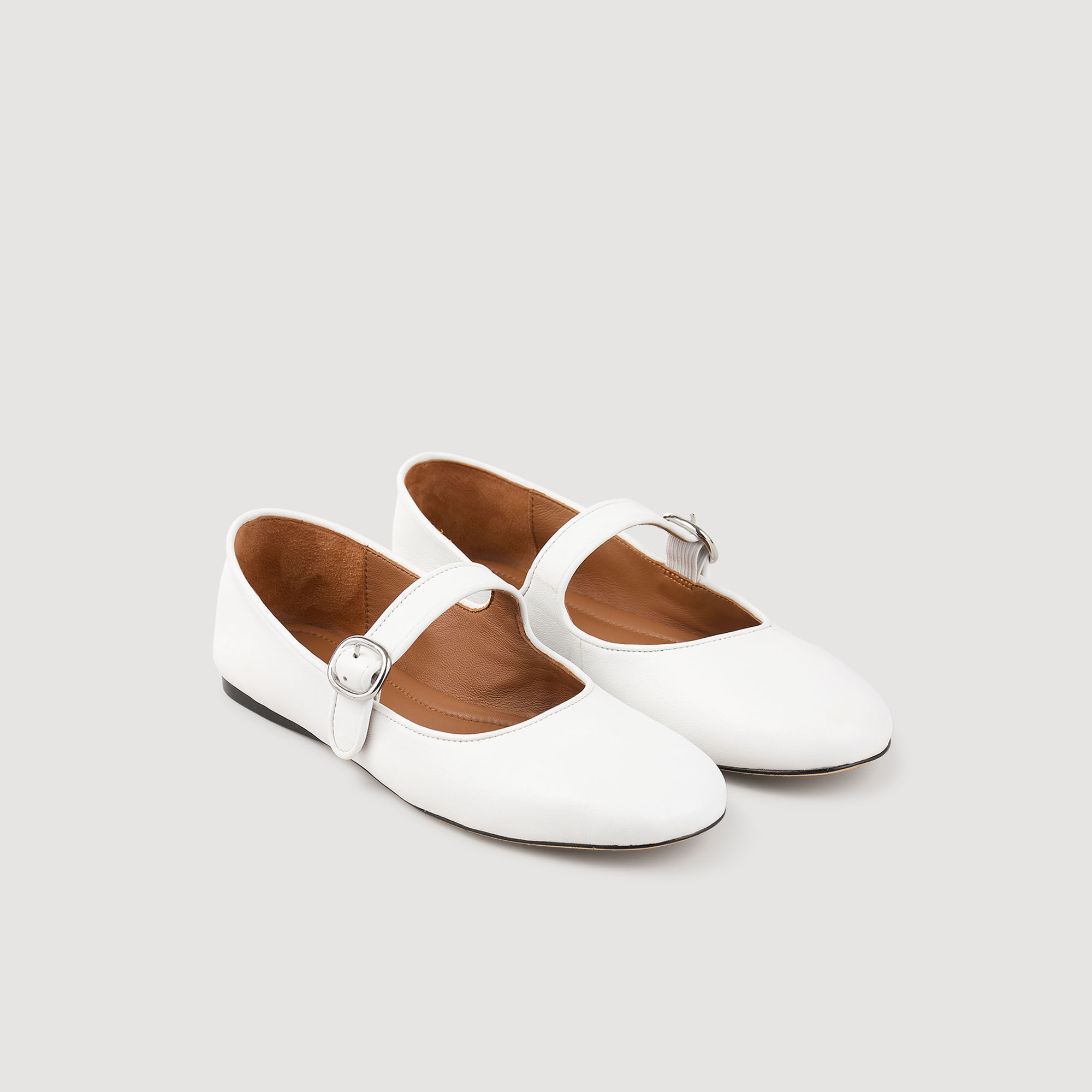 Shiny leather ballet flats