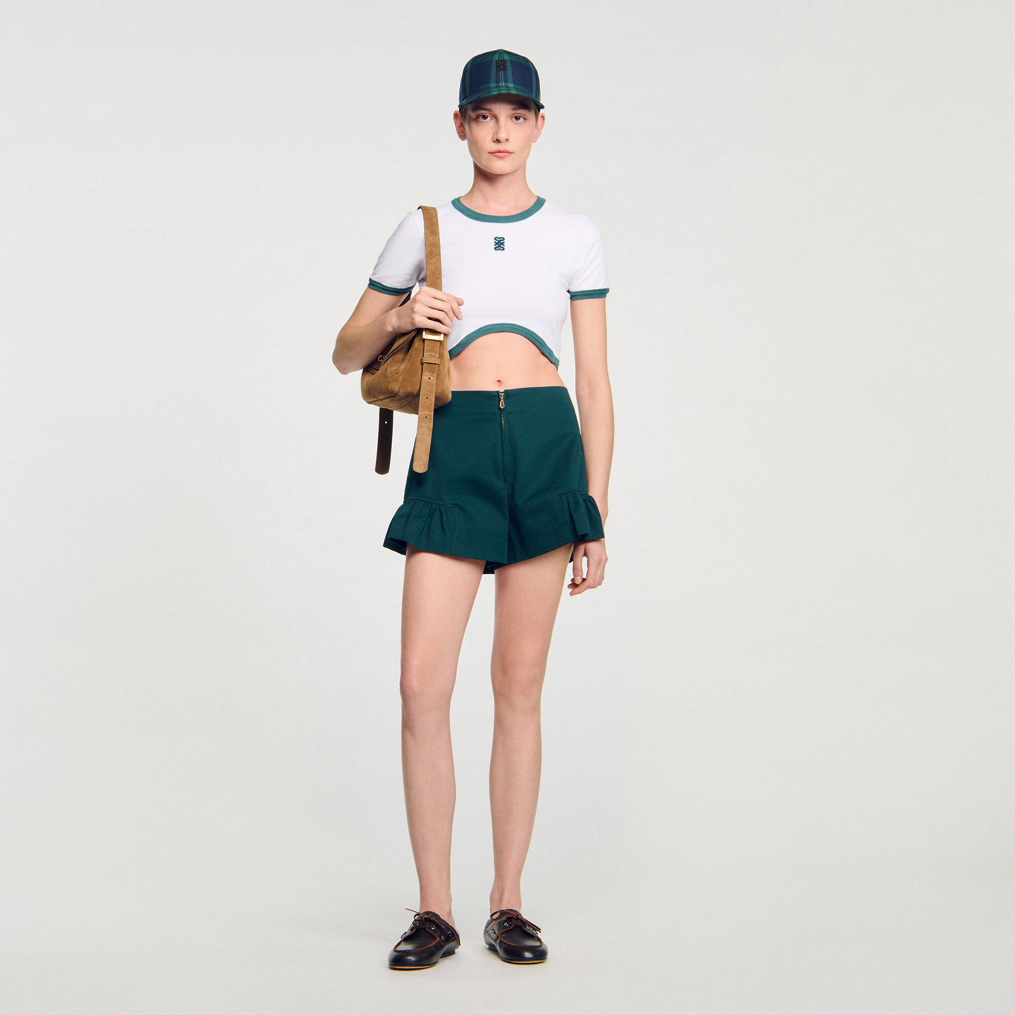 Two-tone cropped T-shirt