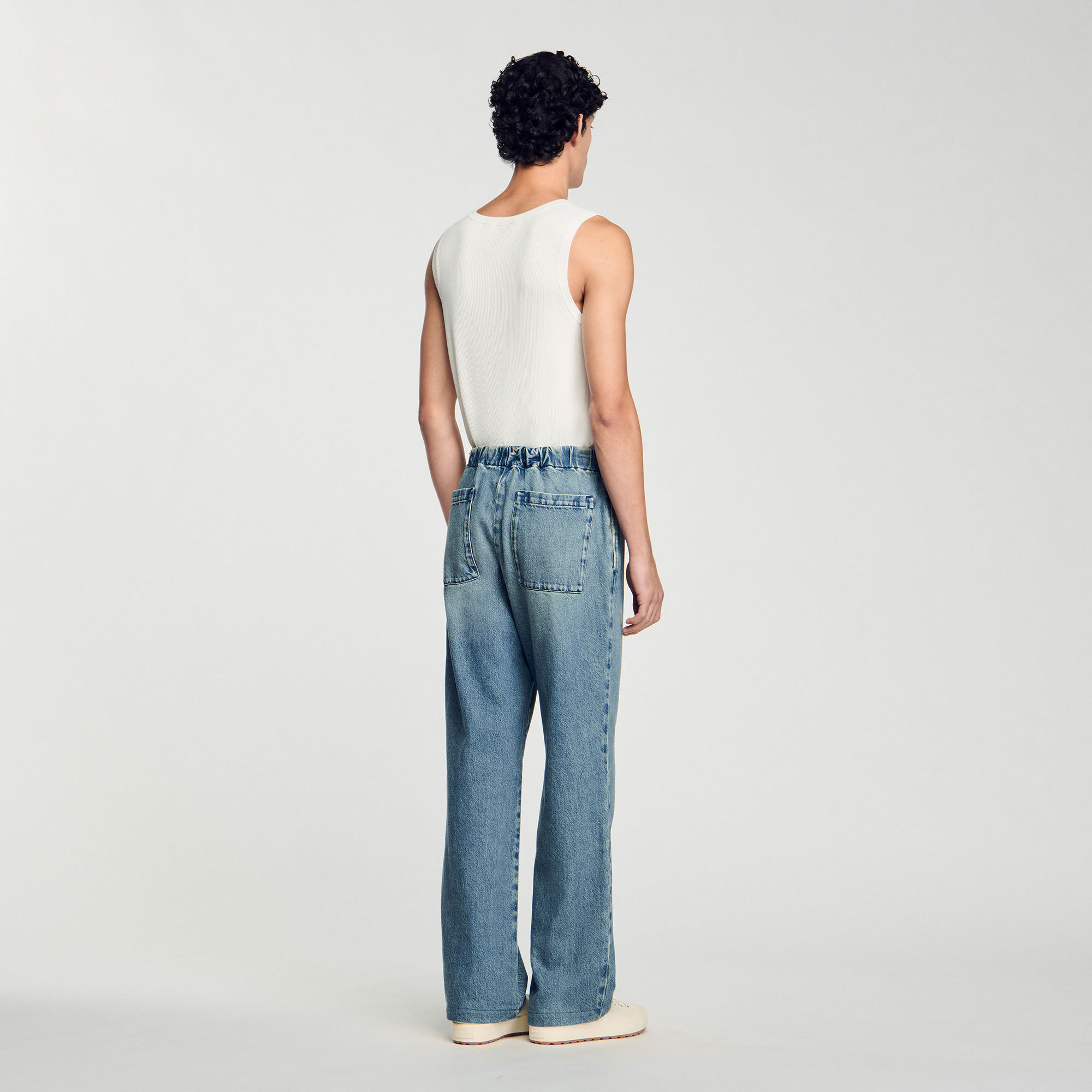 Wide-leg jeans
