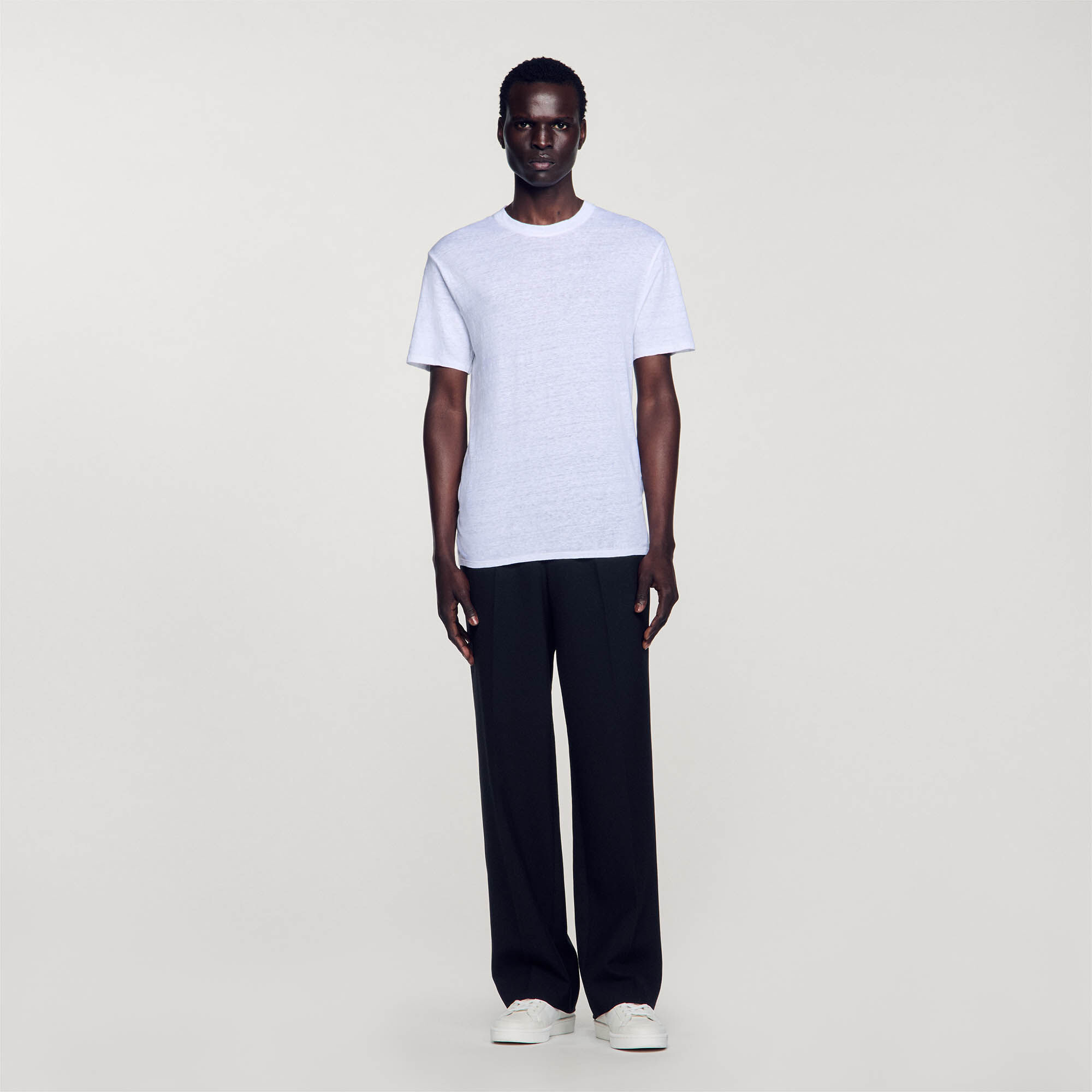 Certified linen T-shirt